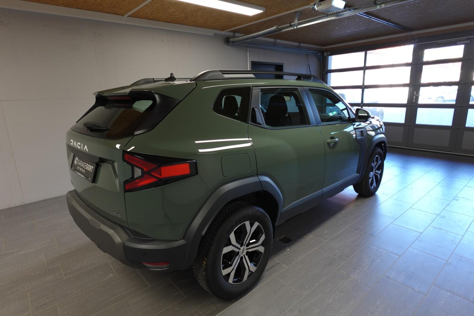 DACIA Duster 1.2 TCe Journey 4WD-image-8