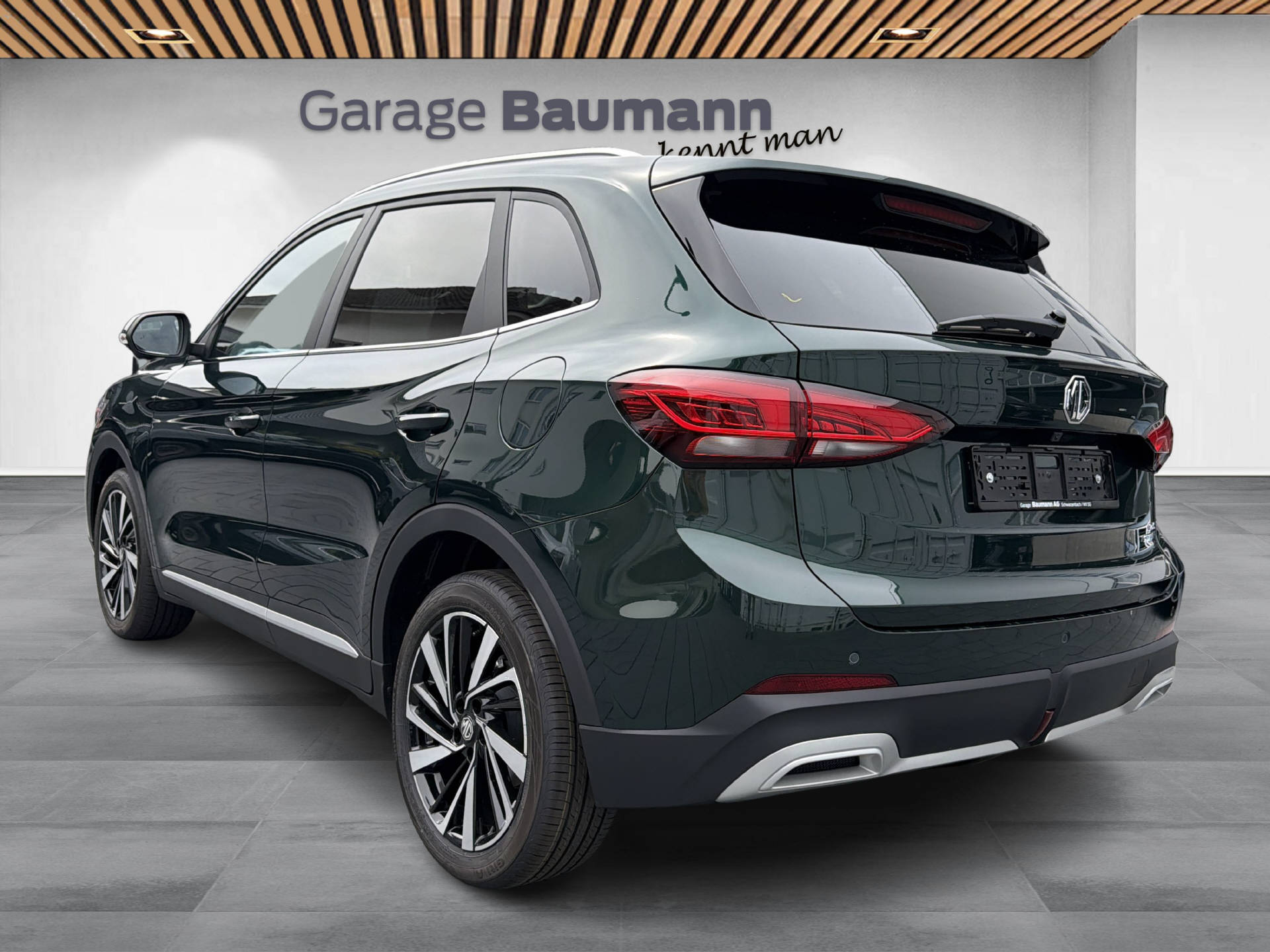 MG ZS 1.5 Hybrid+ Luxury-showroom-element-2