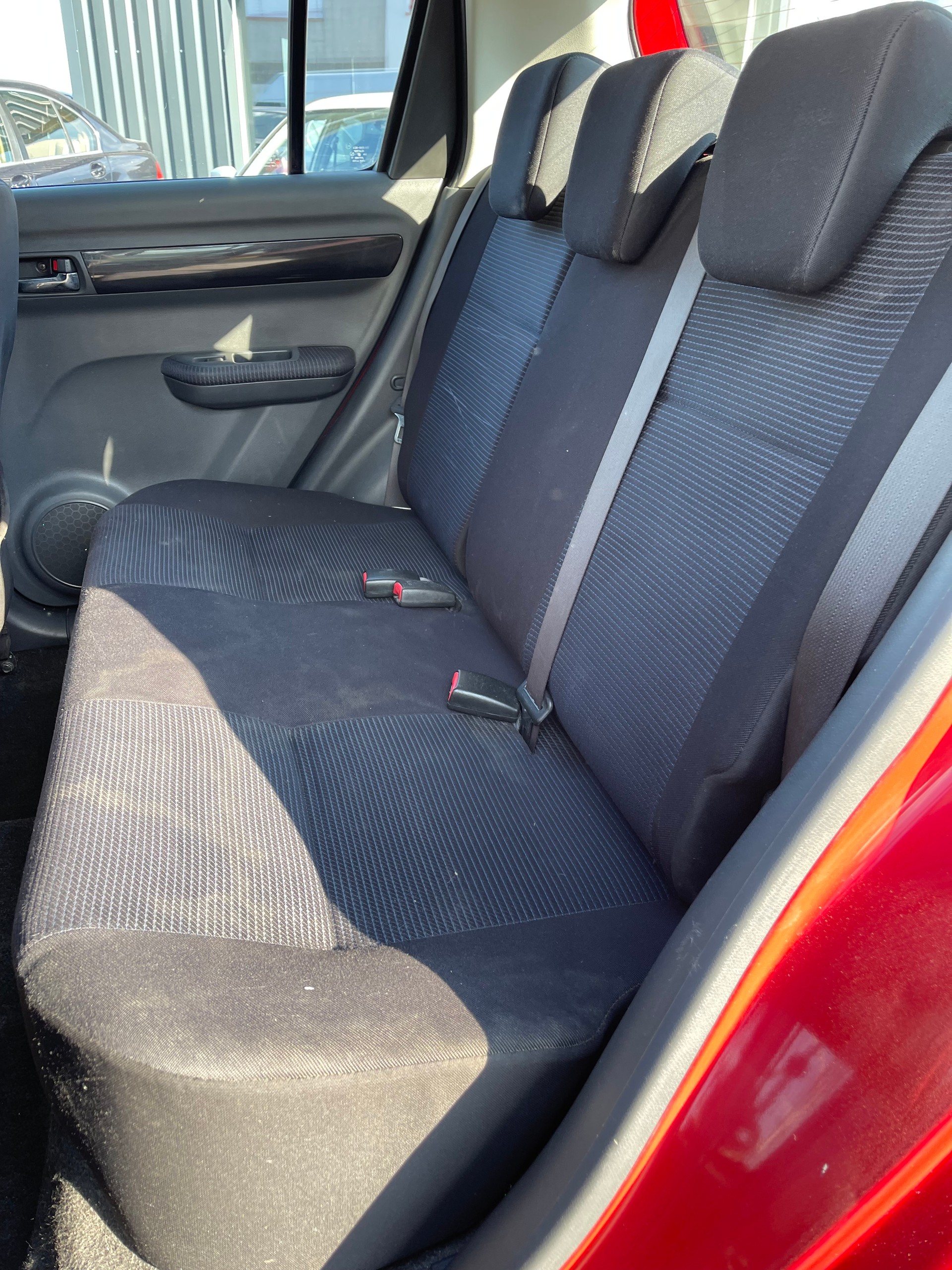 SUZUKI Swift 1.3i 16V GL Top 4x4-image-11