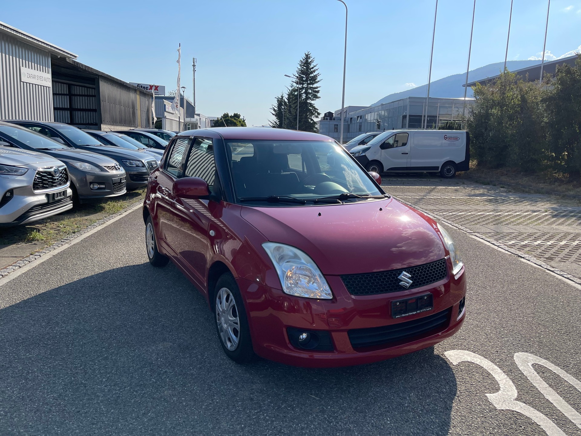 SUZUKI Swift 1.3i 16V GL Top 4x4-image-2