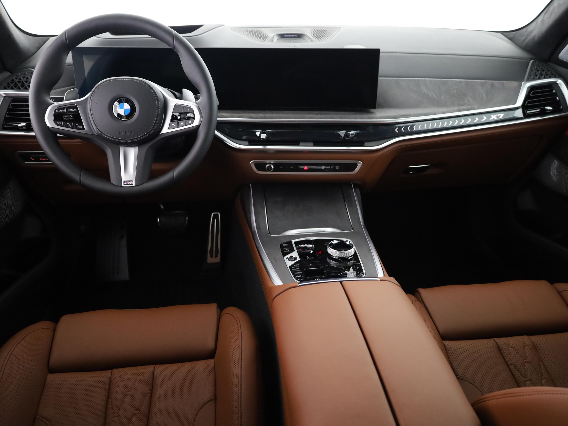 BMW X7 40i xDrive-image-10