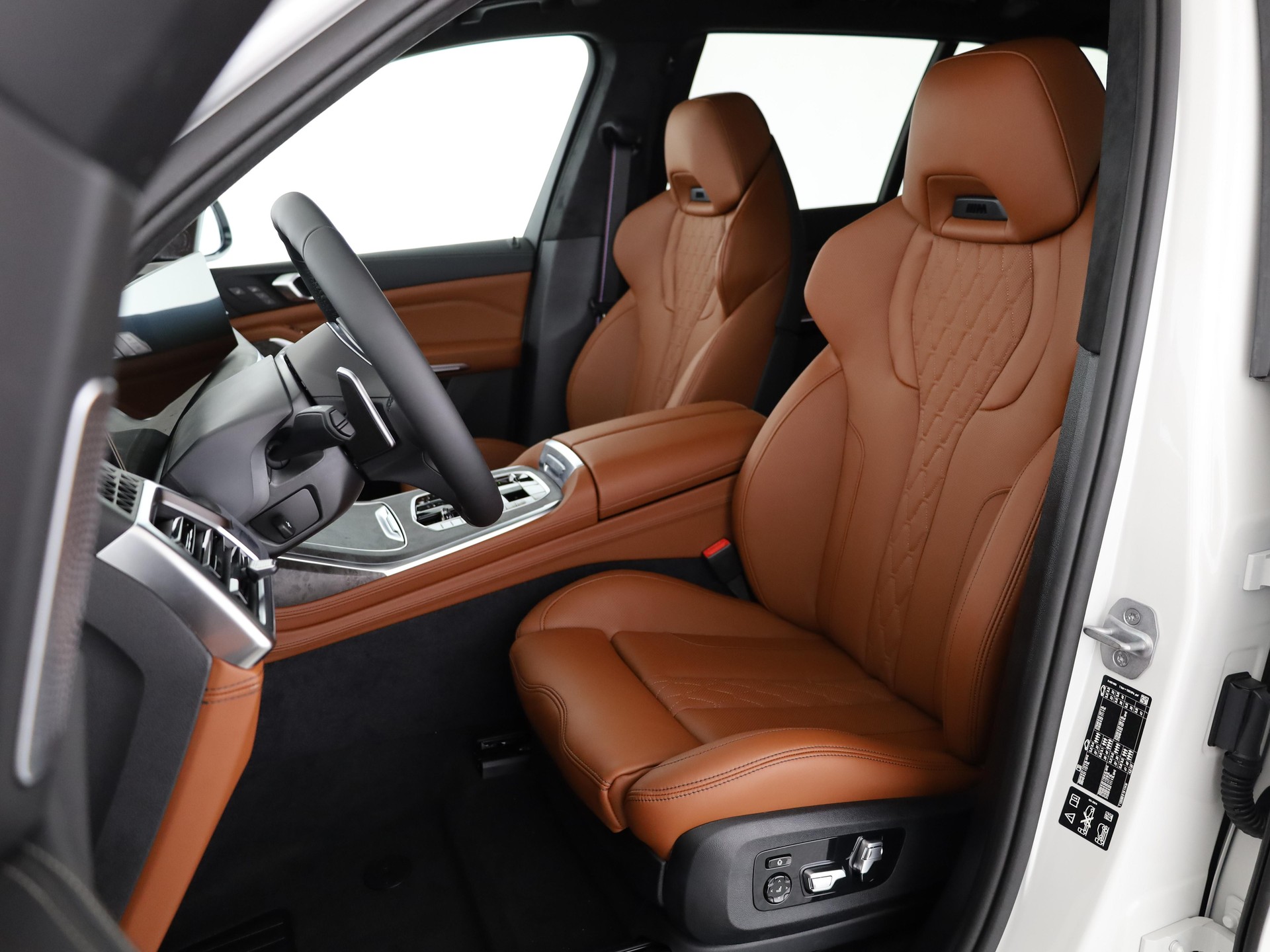 BMW X7 40i xDrive-image-17