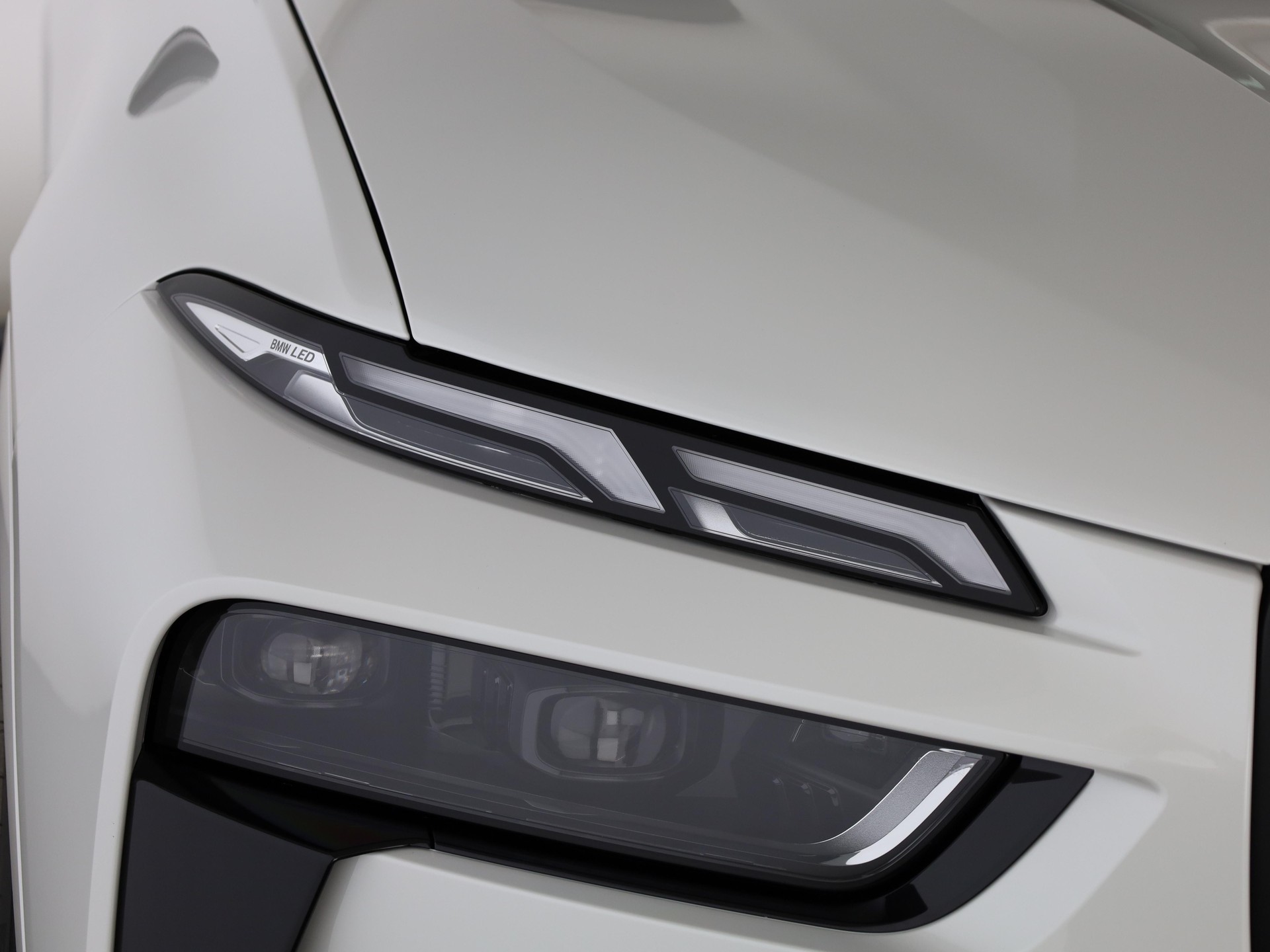 BMW X7 40i xDrive-image-5