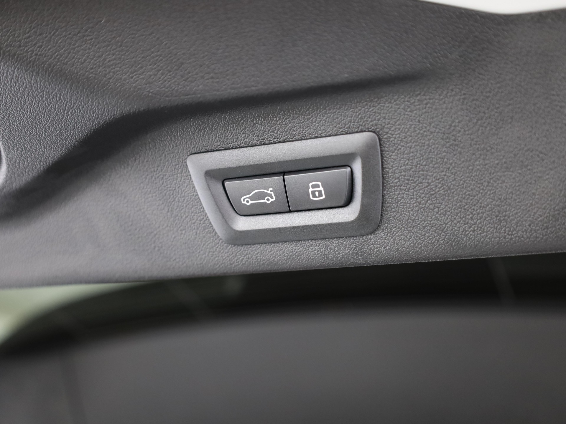 BMW X7 40i xDrive-image-8
