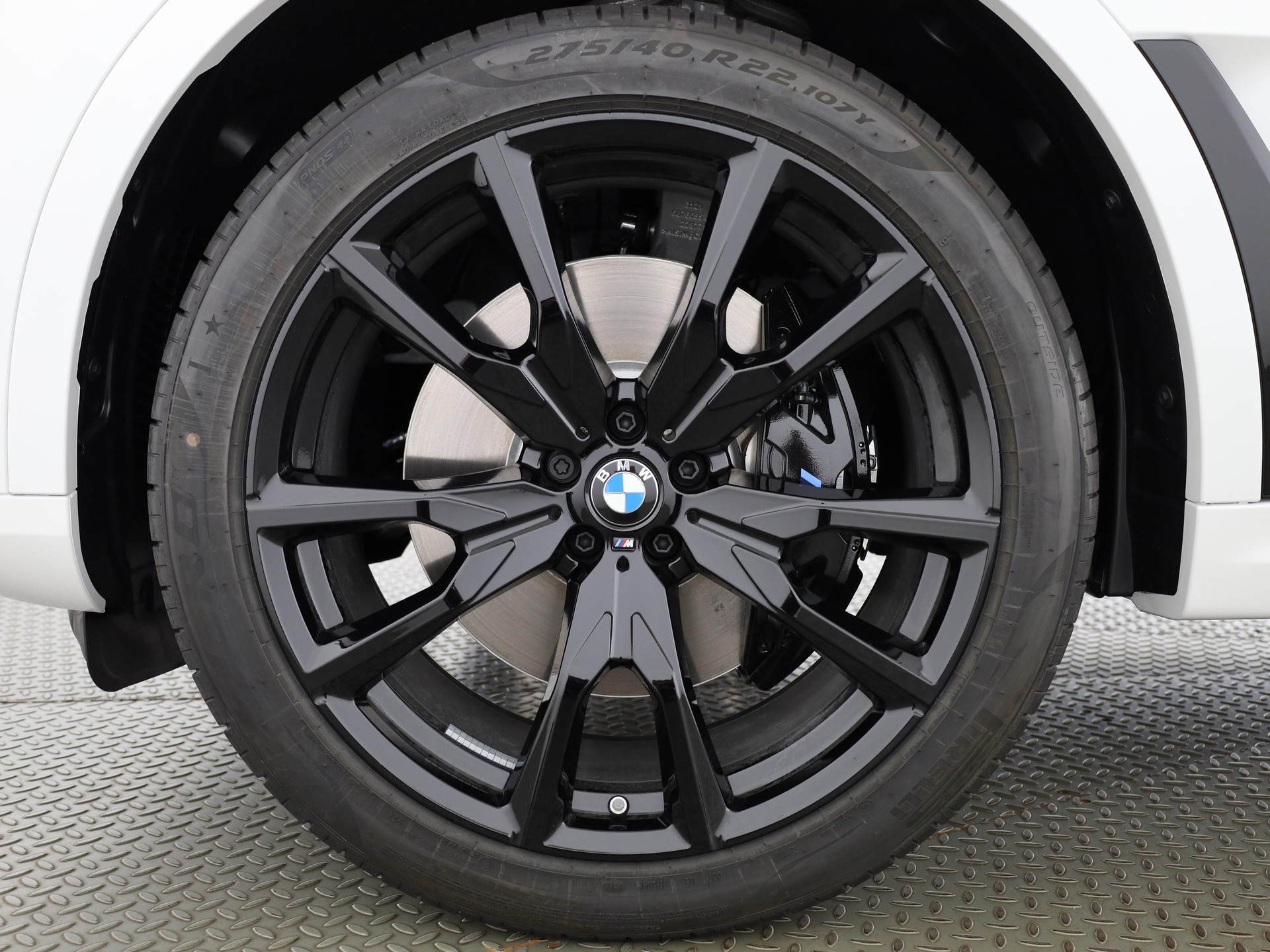 BMW X7 40i xDrive-image-23