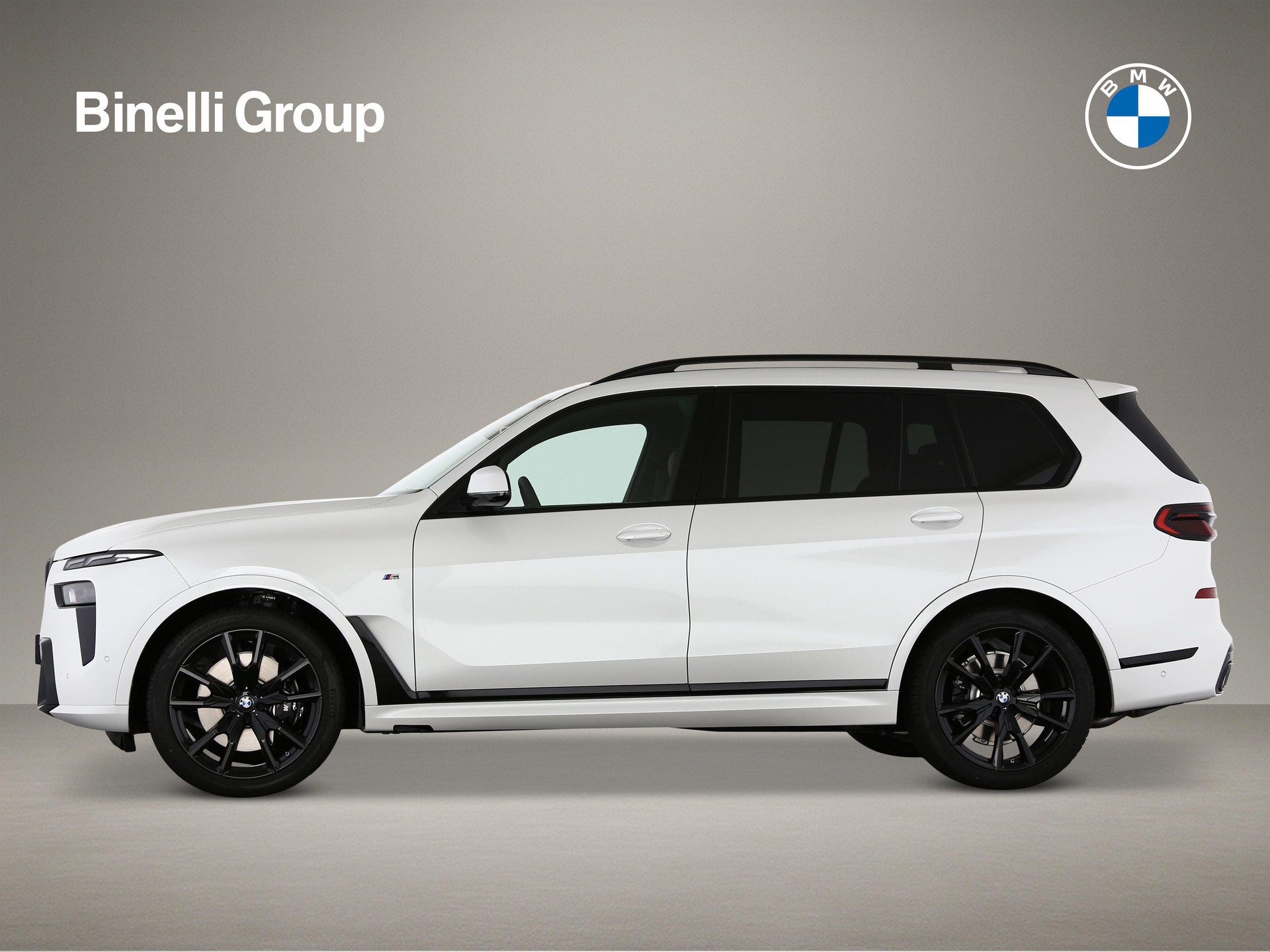 BMW X7 40i xDrive-showroom-element-1