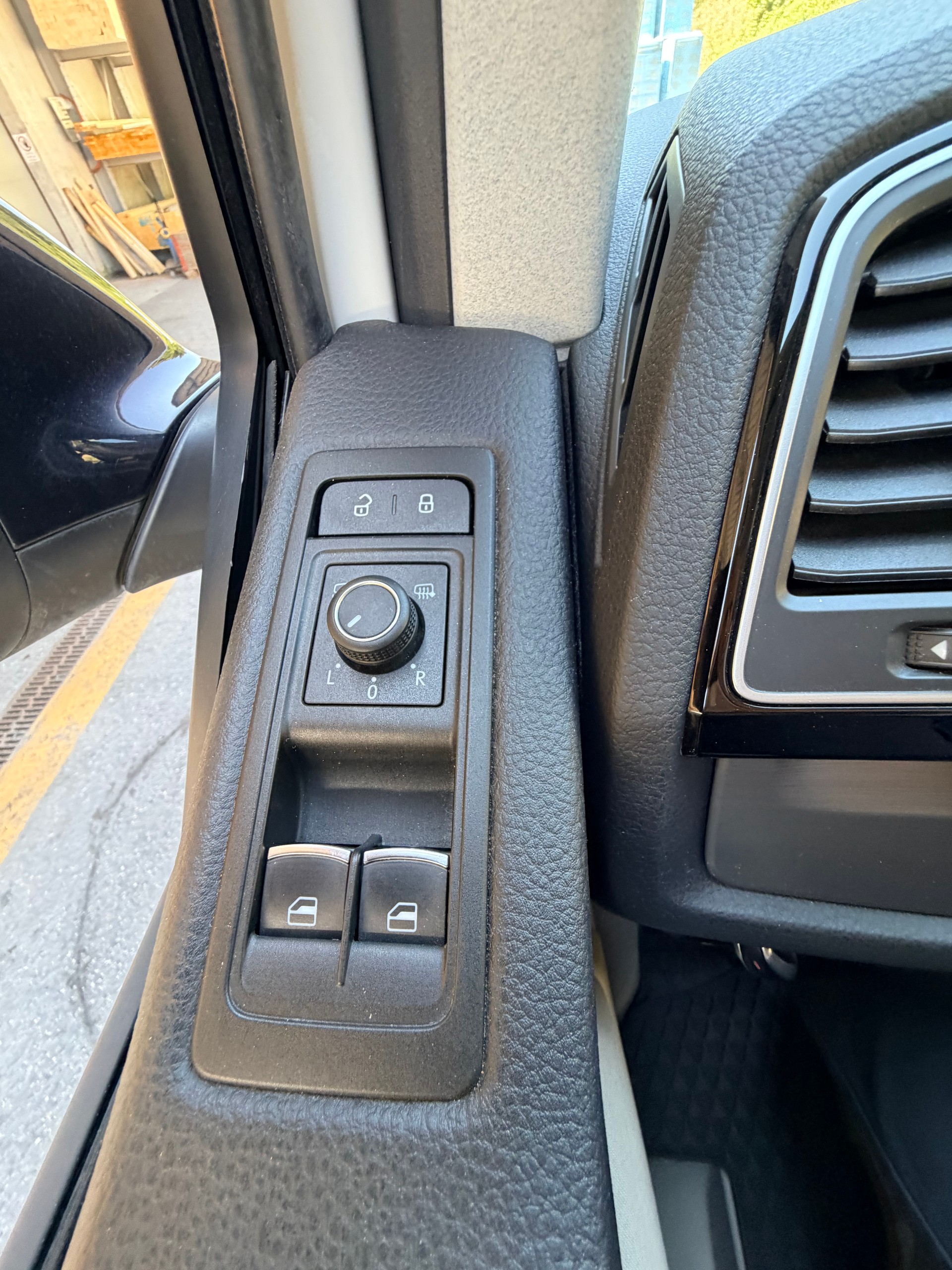 VW T6 California 3000 2.0 TDI 199 Ocean Ed. DSG 4m-image-9