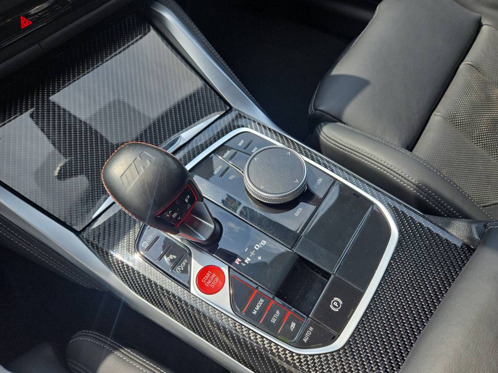 BMW M3 Touring xDrive Competition M-image-11
