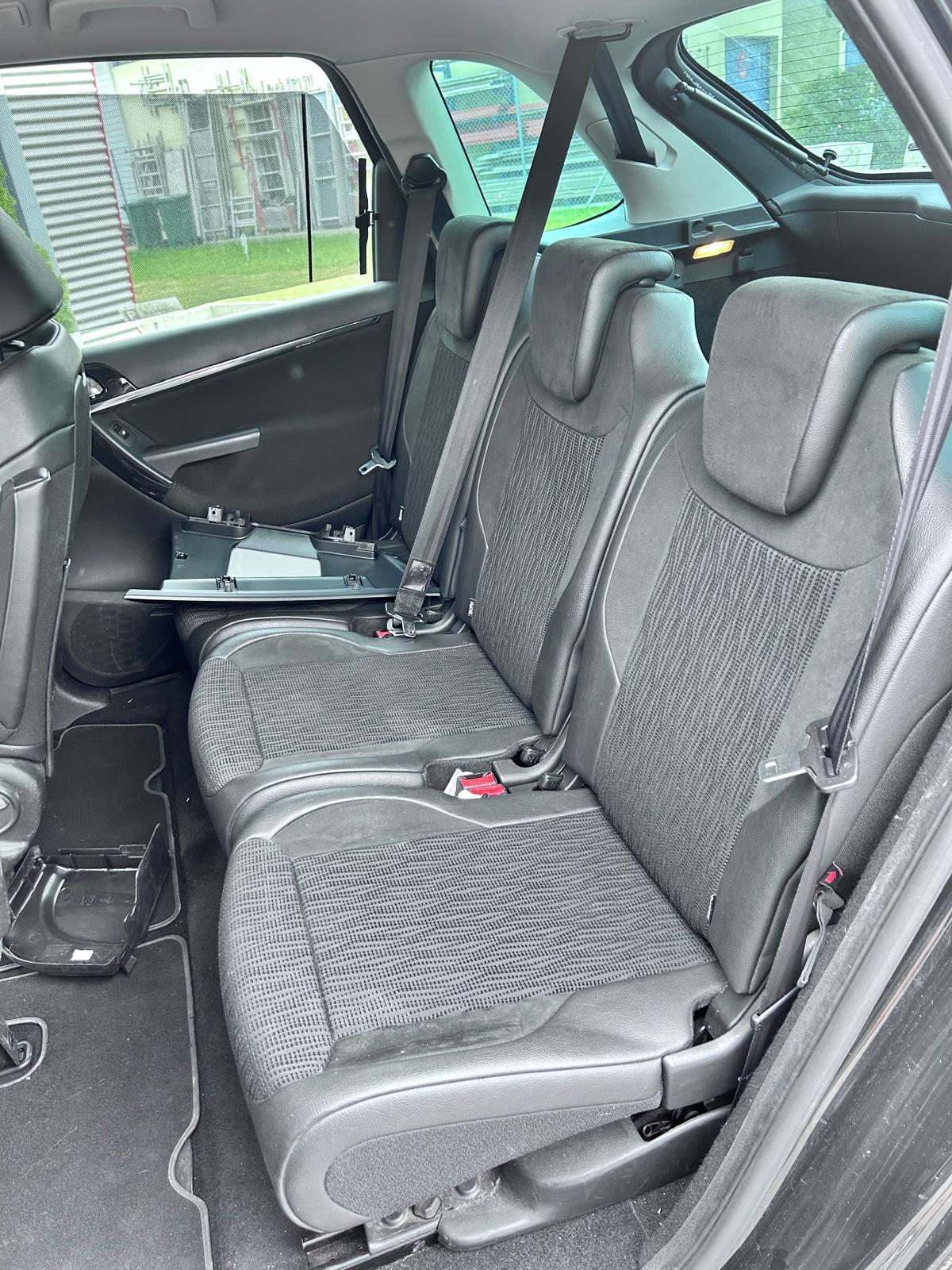 CITROEN C4 Picasso 1.6i 16V THP Swiss Style EGS6-image-10