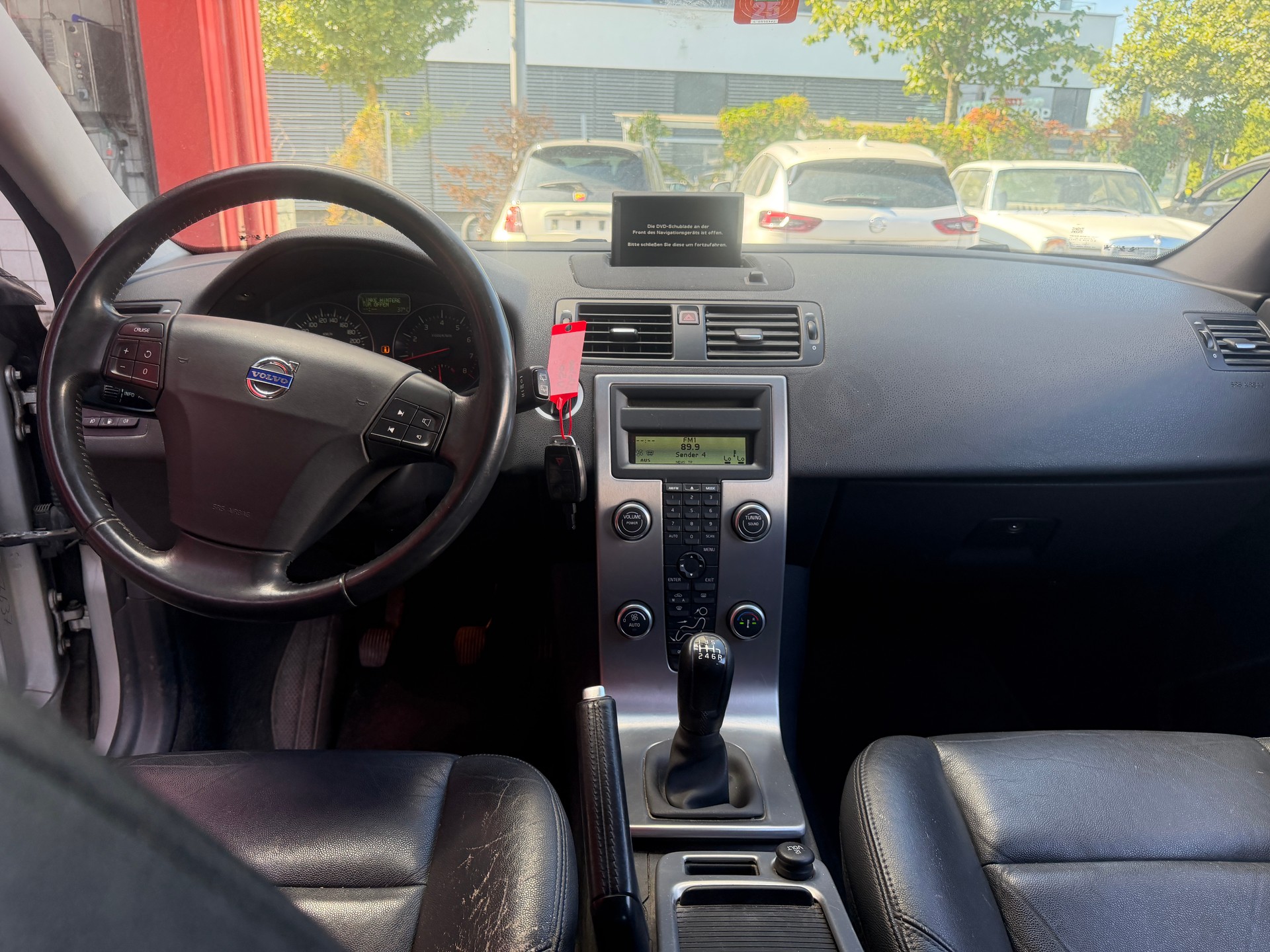 VOLVO V50 T5 AWD Momentum-image-9