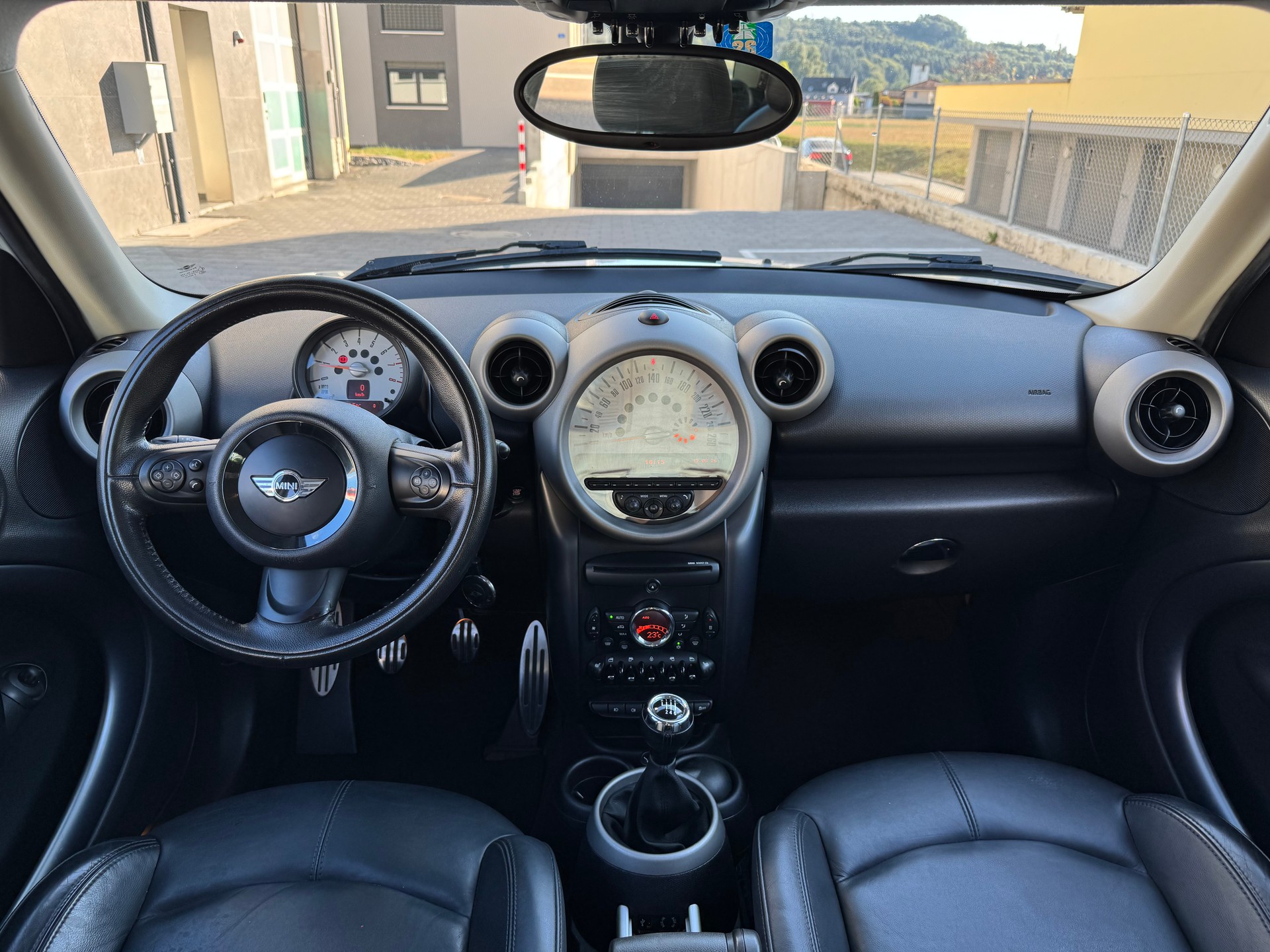 MINI Countryman Cooper S ALL4-image-9