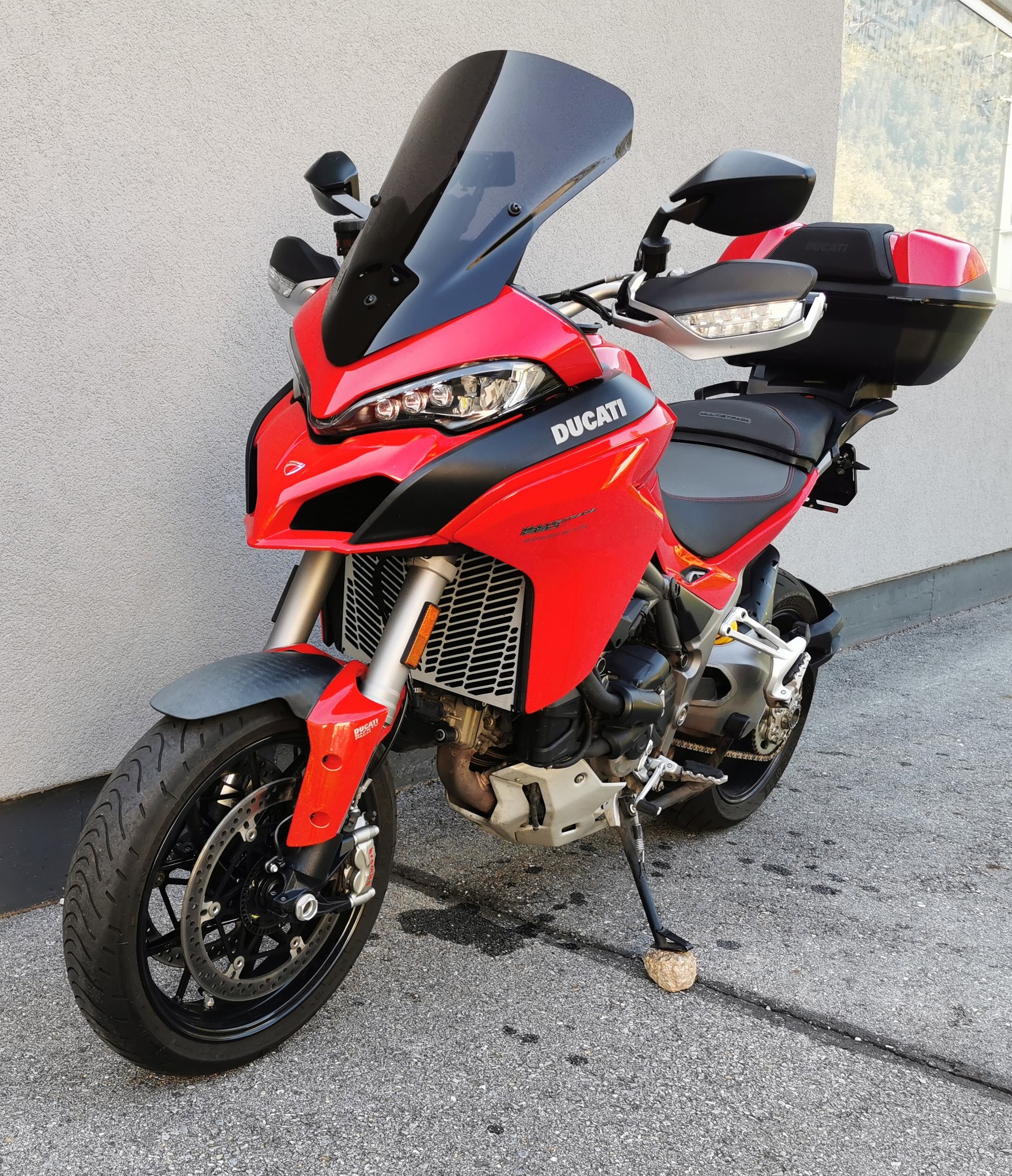 DUCATI Multistrada 1260 S Touring-showroom-element-2