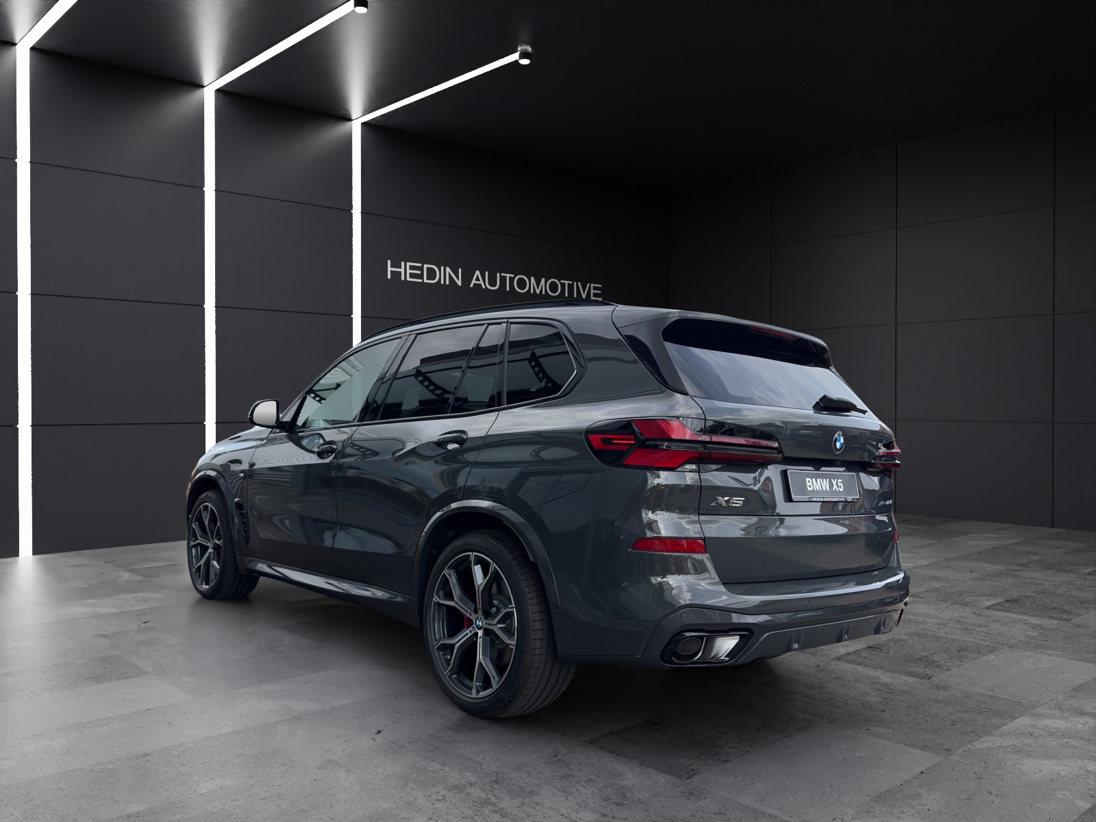 BMW X5 xDrive40d-showroom-element-3