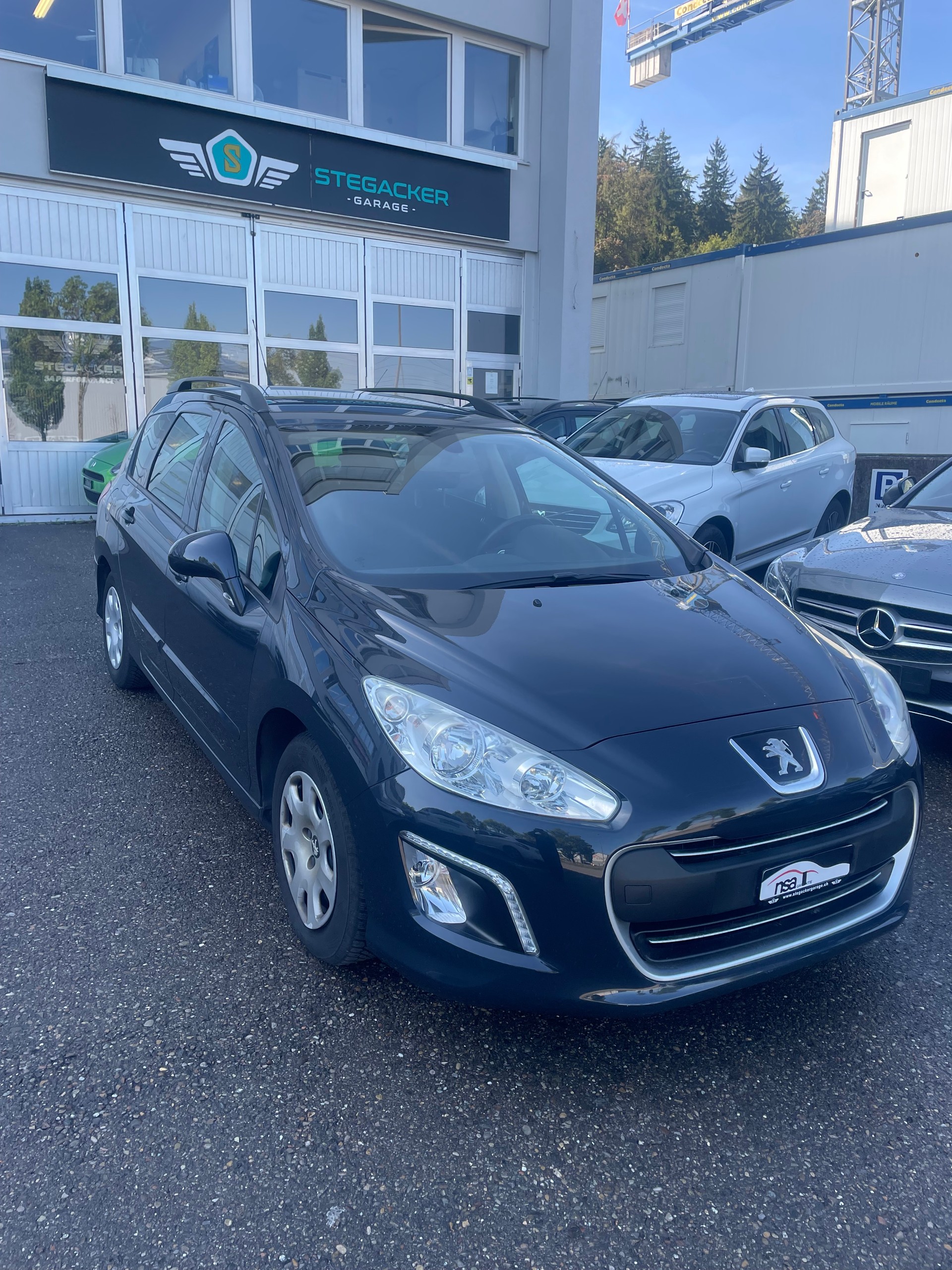 PEUGEOT 308 SW 1.6 HDI Allure EGS6-showroom-element-2