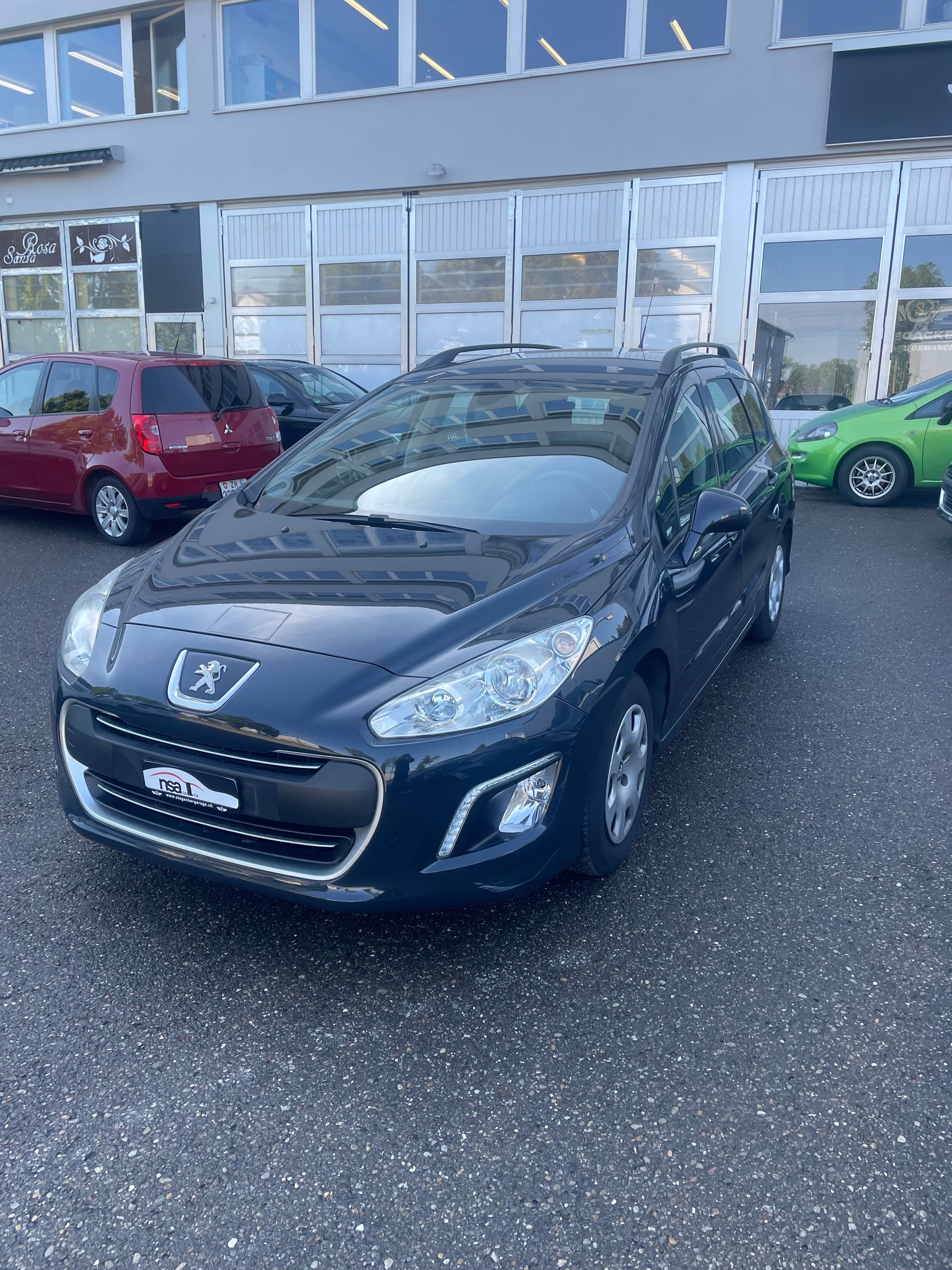 PEUGEOT 308 SW 1.6 HDI Allure EGS6-showroom-element-1
