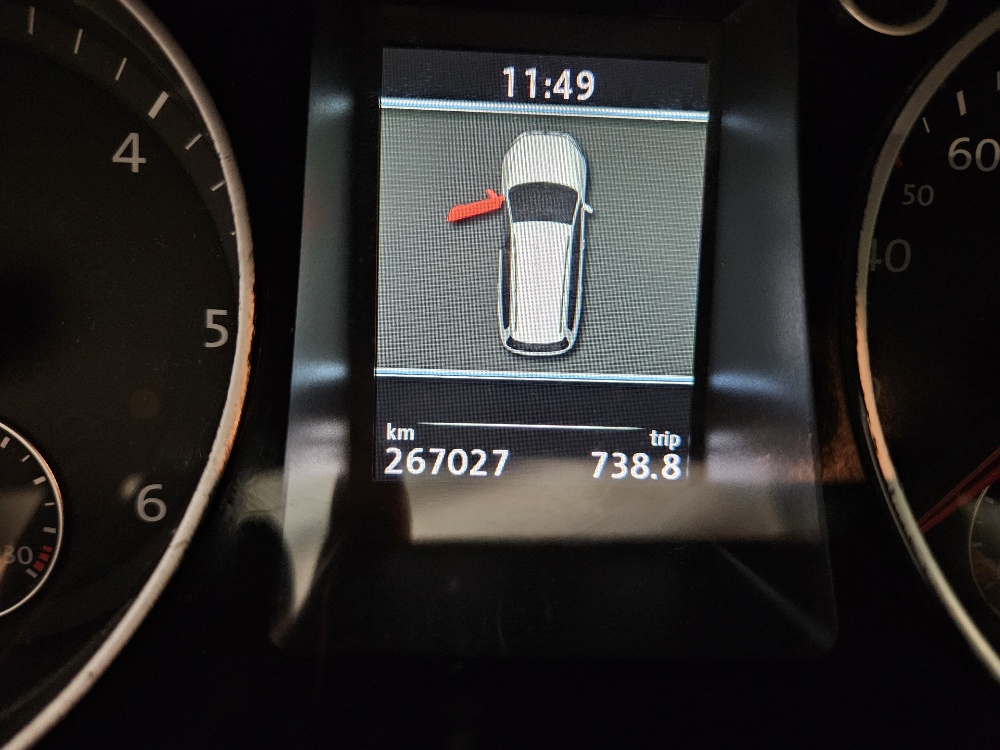 VW Passat Variant 2.0 TDI BMT Cup 4Motion-image-9