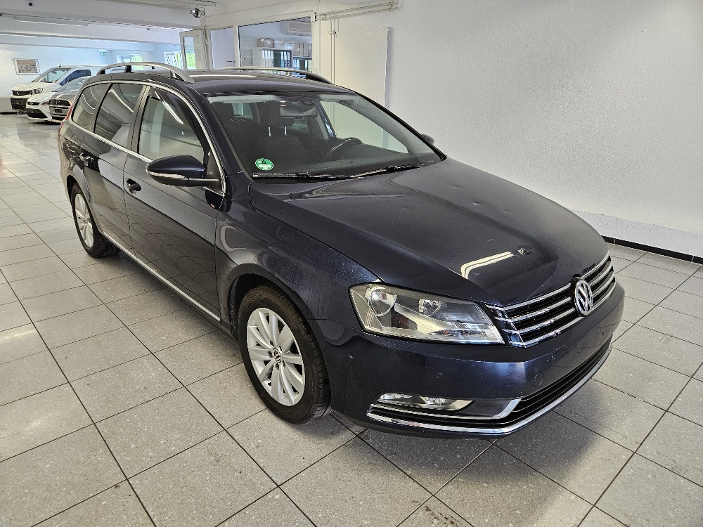VW Passat Variant 2.0 TDI BMT Cup 4Motion-showroom-element-2