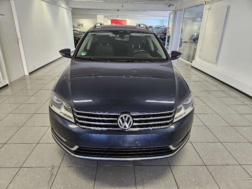 VW Passat Variant 2.0 TDI BMT Cup 4Motion-showroom-element-1