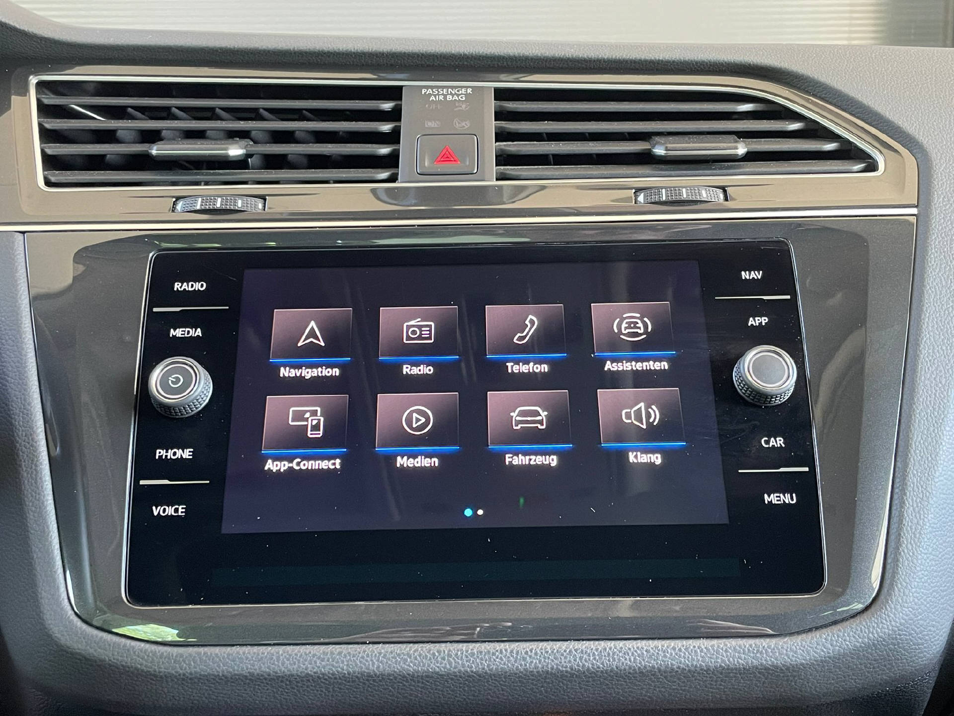 VW Tiguan 2.0 TSI Life DSG-image-12