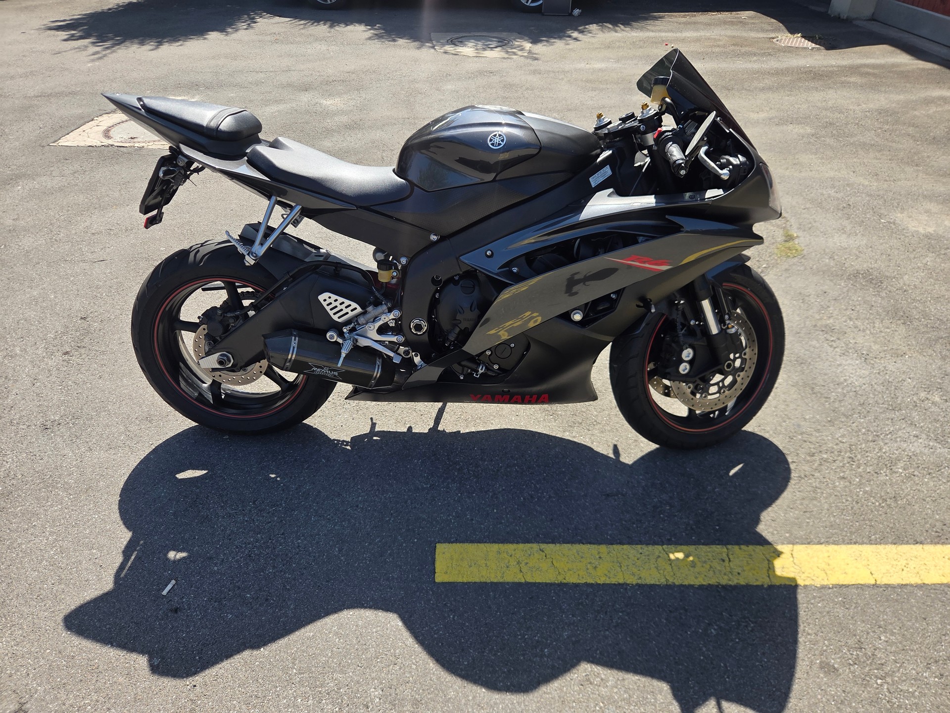 YAMAHA YZF-R6-image-5
