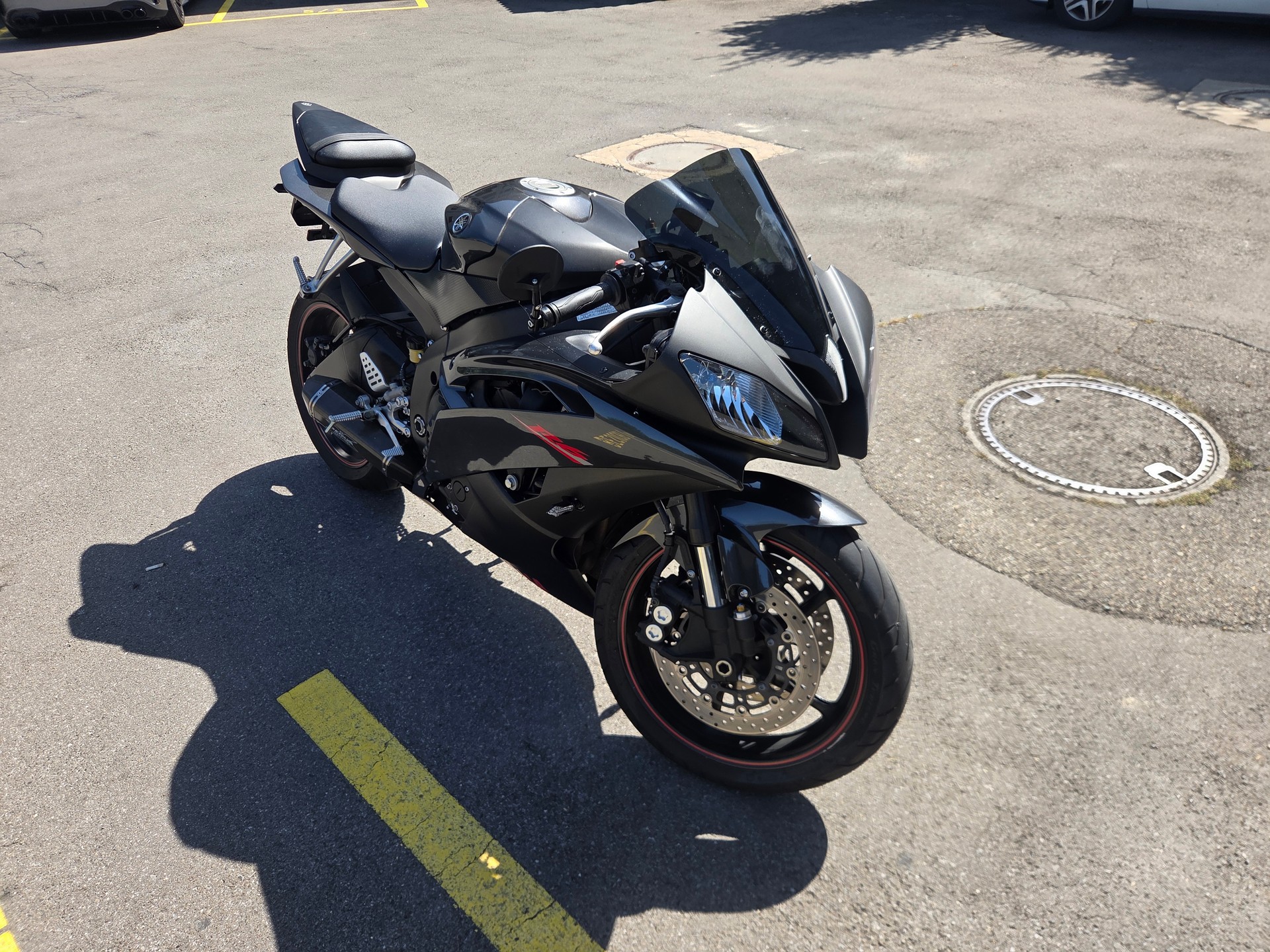 YAMAHA YZF-R6-image-7