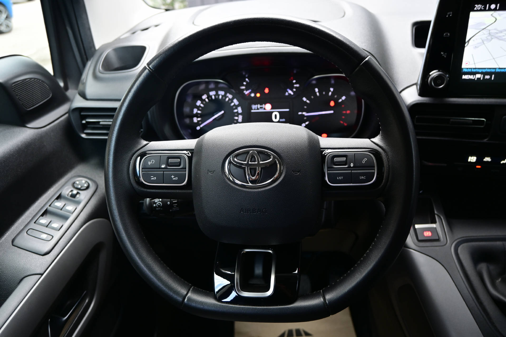 TOYOTA Proace City Verso L1 1.5 HDi Trend *7Plätzer*AHK*Werksgarantie bis 08/30*-image-17