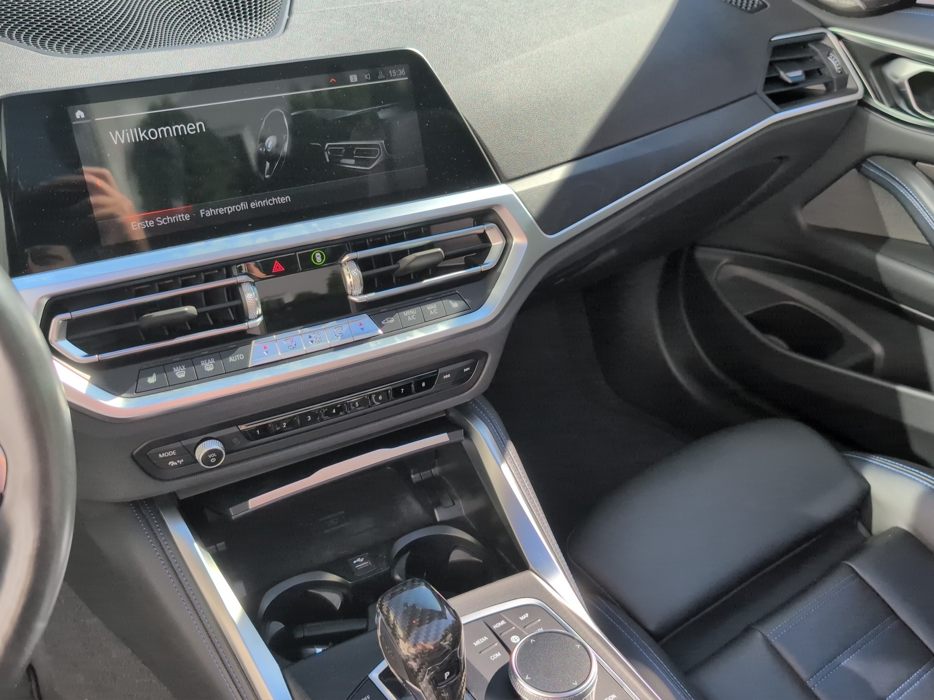 BMW M440i xDrive 48V Cabriolet Steptronic-image-9