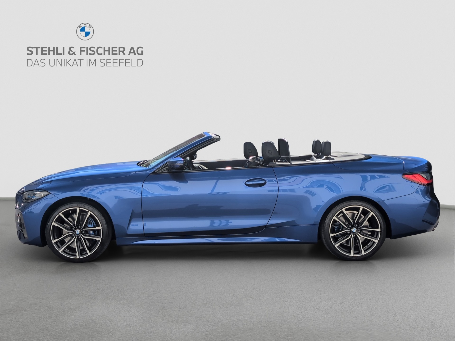 BMW M440i xDrive 48V Cabriolet Steptronic-showroom-element-3