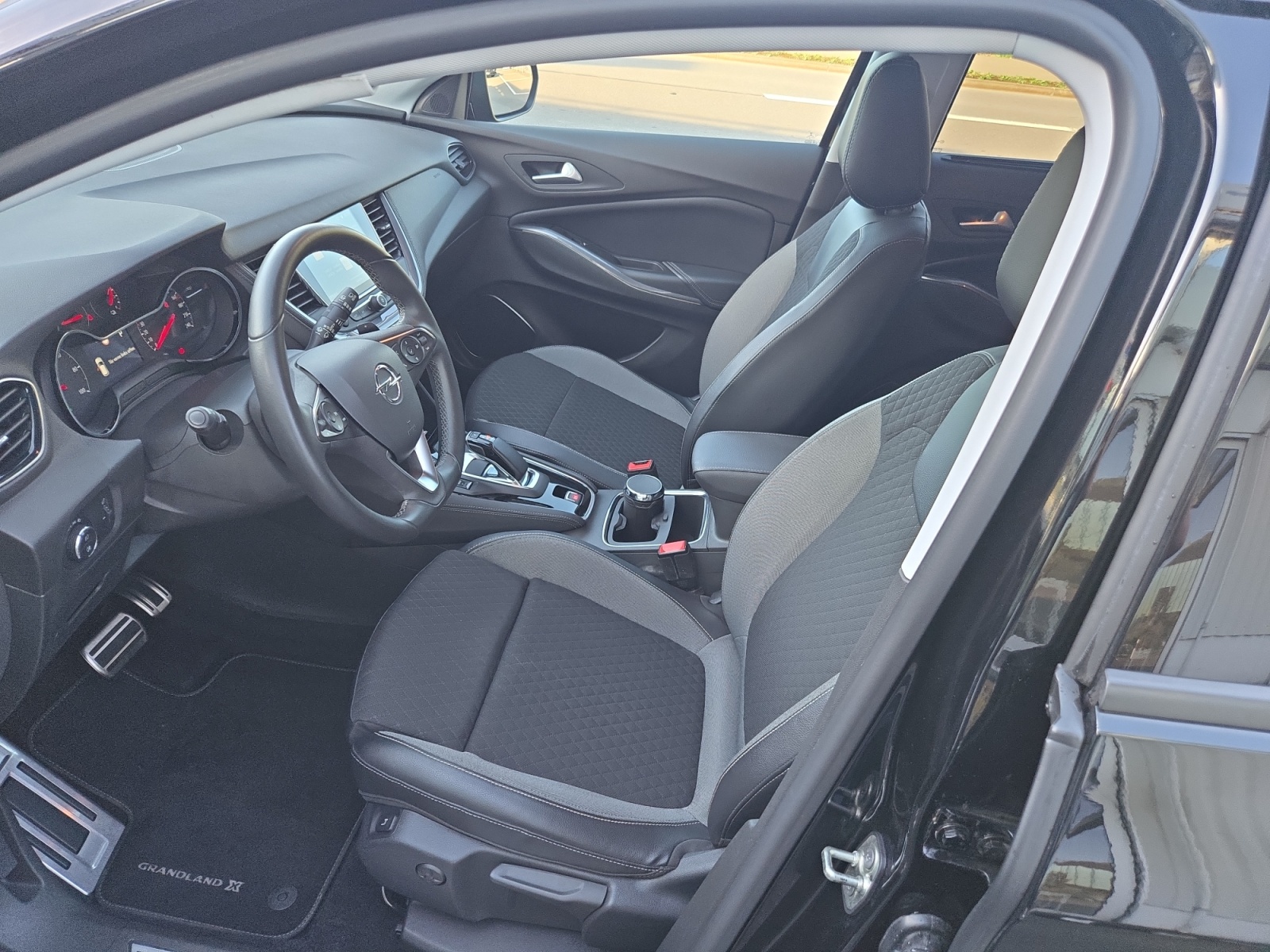 OPEL Grandland X 1.6 T PHEV Excellence-image-8