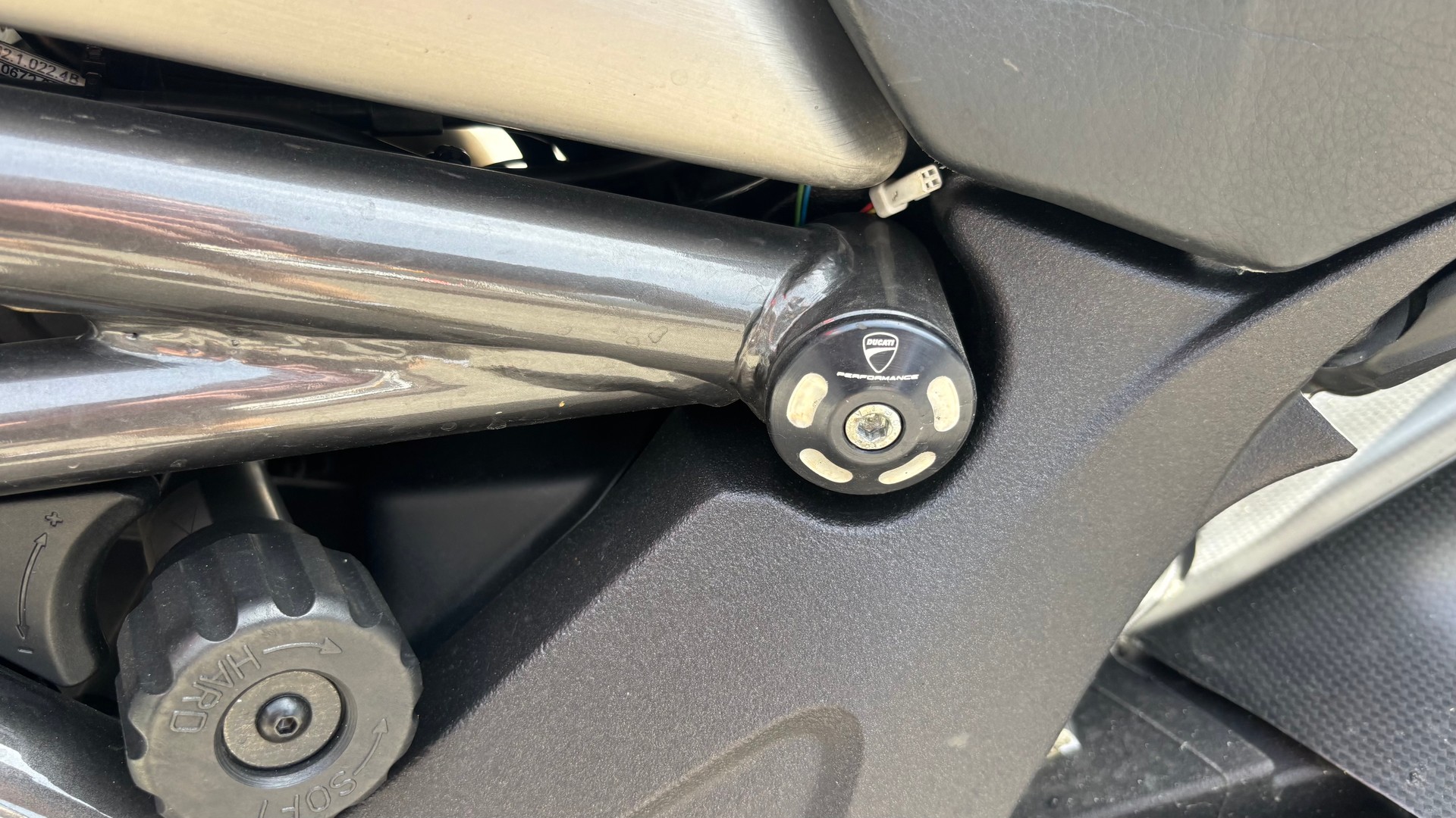 DUCATI Diavel 1200 Titanium-image-11