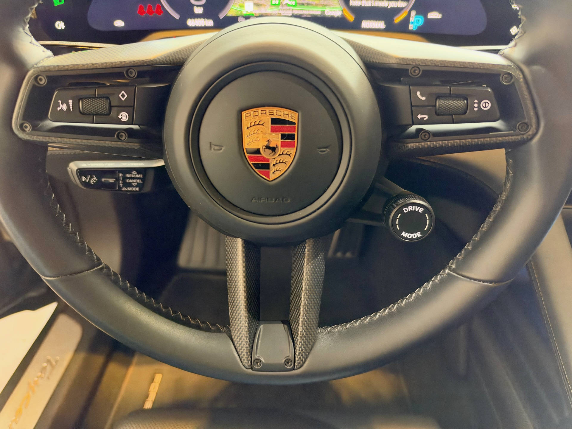 PORSCHE Taycan Cross Turismo Turbo-image-15