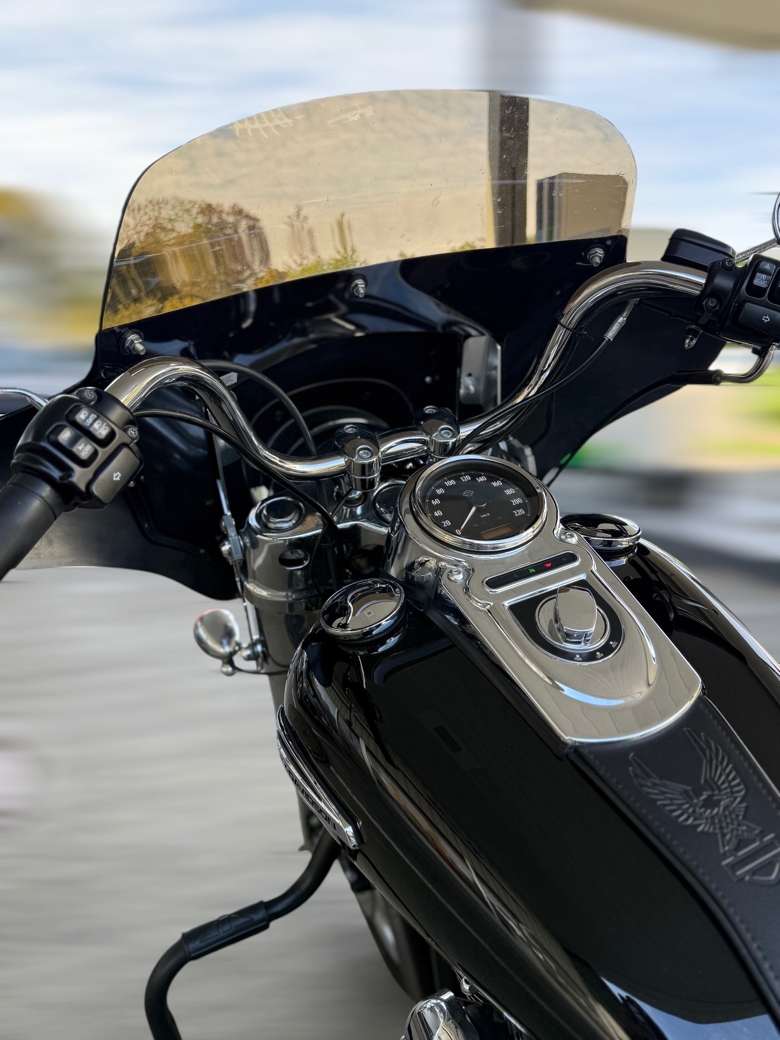 HARLEY-DAVIDSON FLD Dyna Switchback ABS-image-7