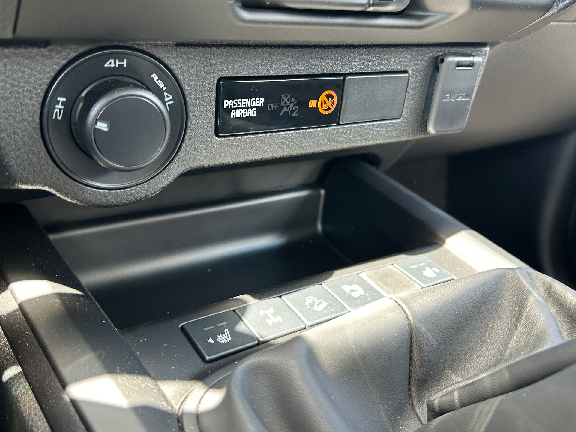 ISUZU D-MAX 1.9 SpaceCab N60BB 4x4-image-14