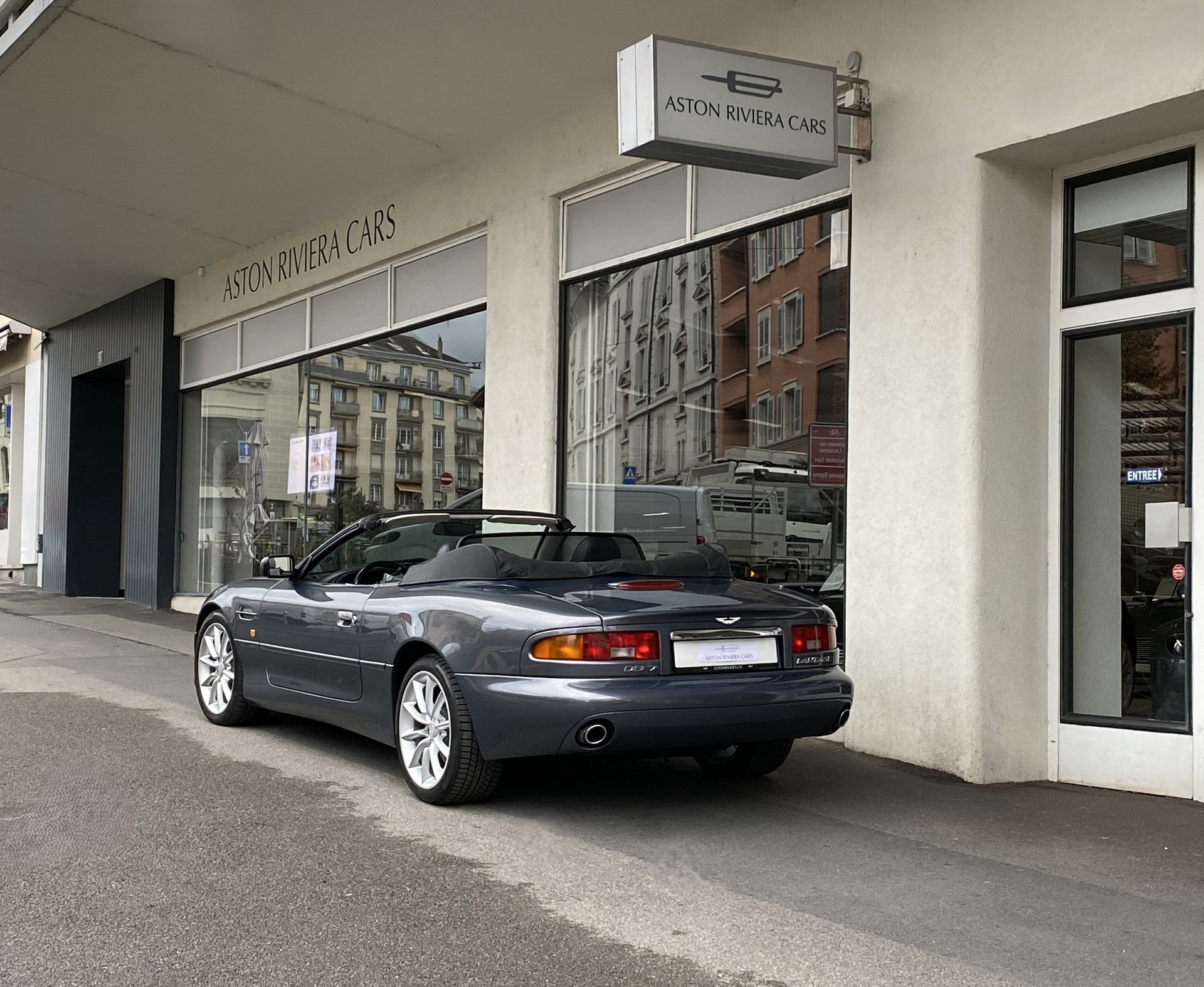 ASTON MARTIN DB7 Vantage Volante-image-2