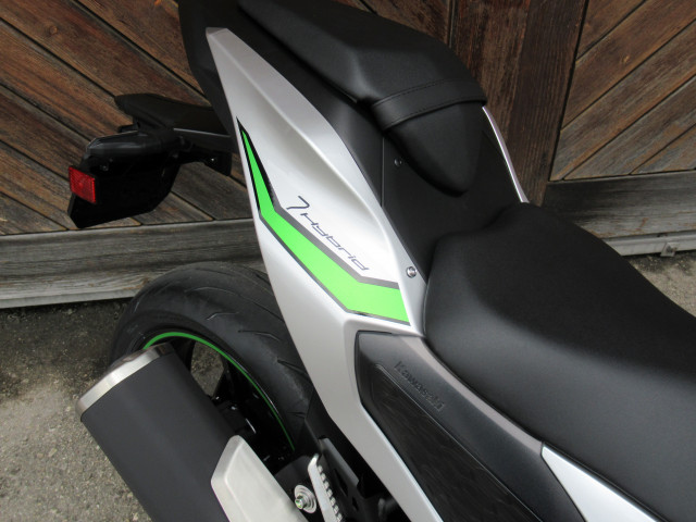 KAWASAKI Ninja 7 Hybrid-image-7