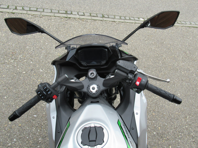 KAWASAKI Ninja 7 Hybrid-image-10
