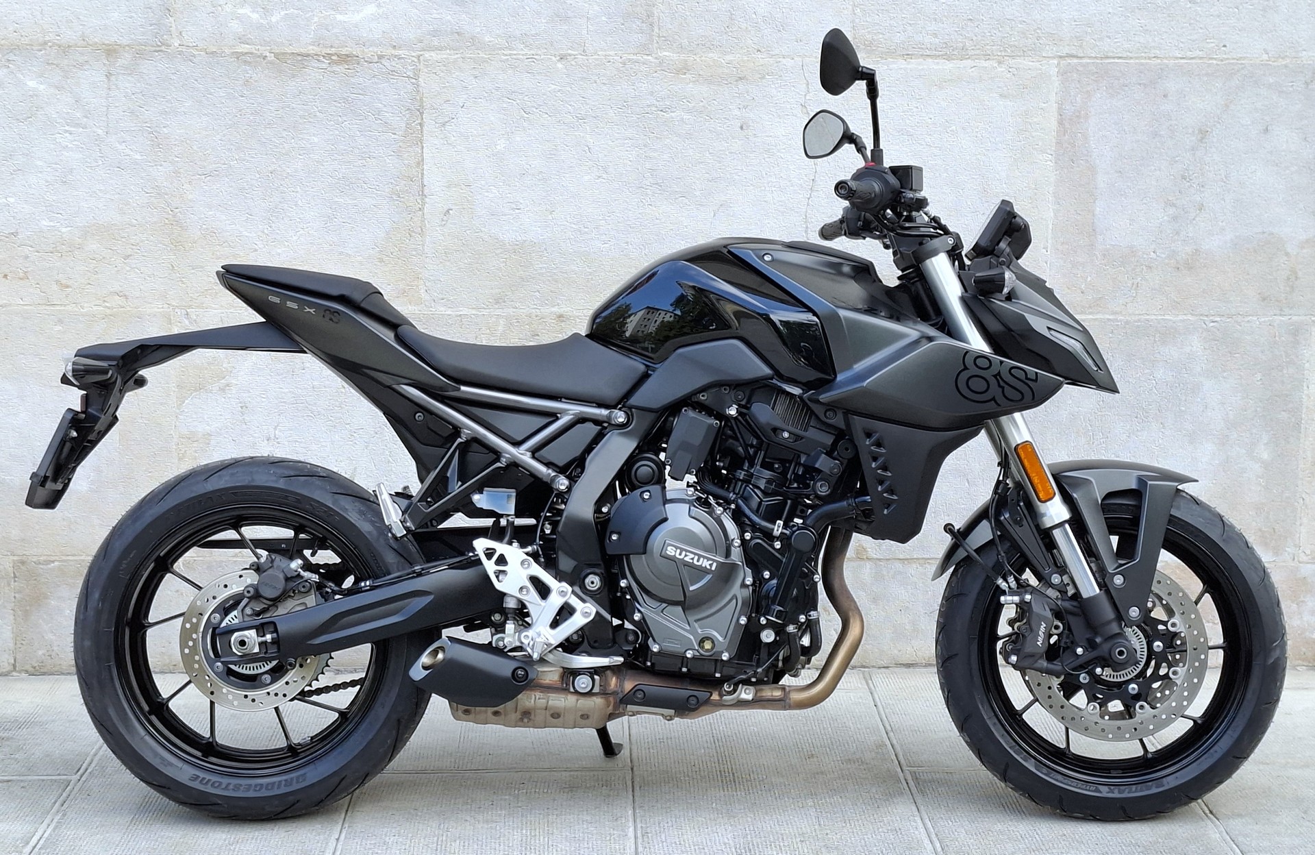 SUZUKI GSX 8 S (35kW)-image-0
