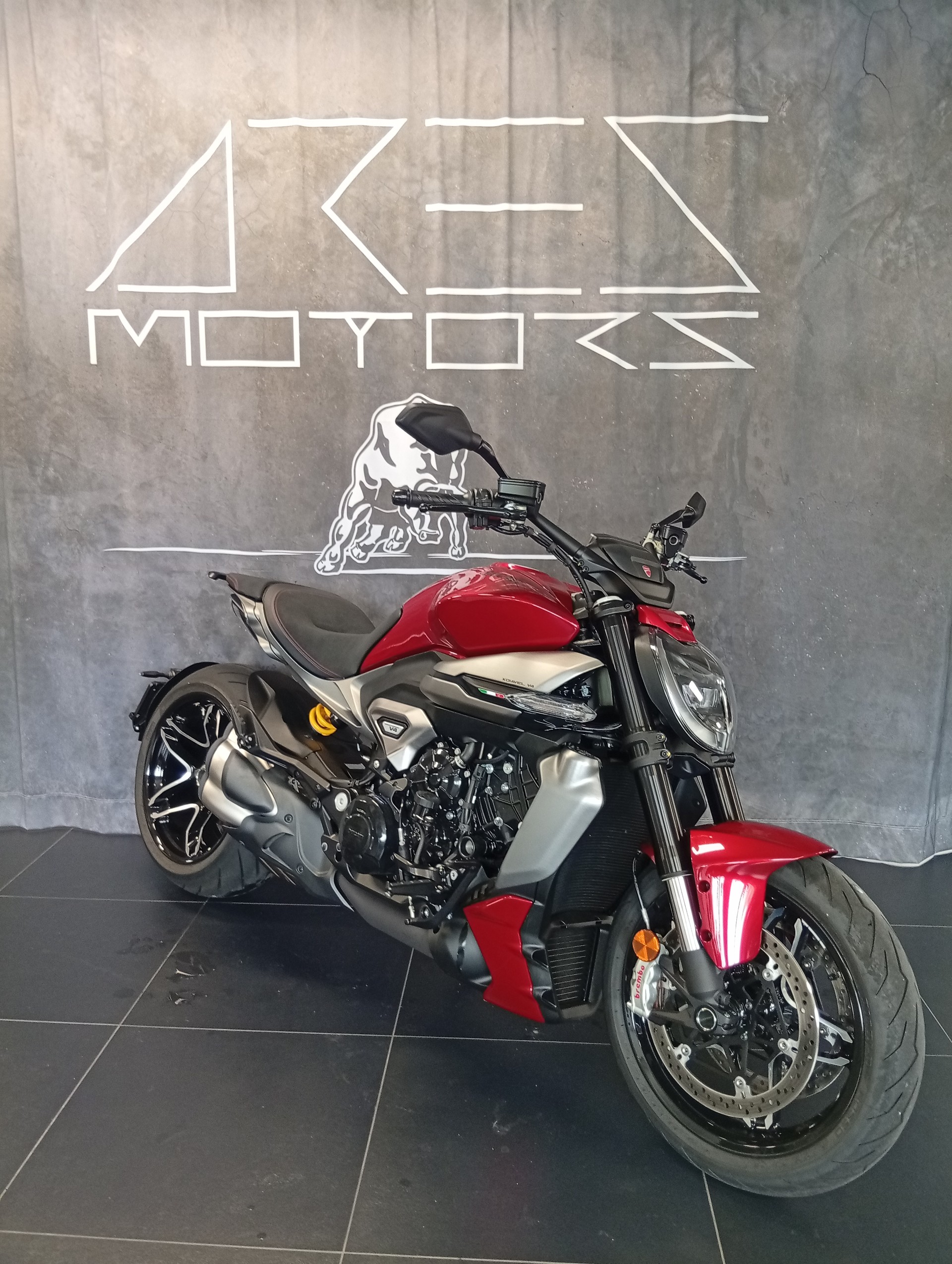 DUCATI X Diavel V4-image-3
