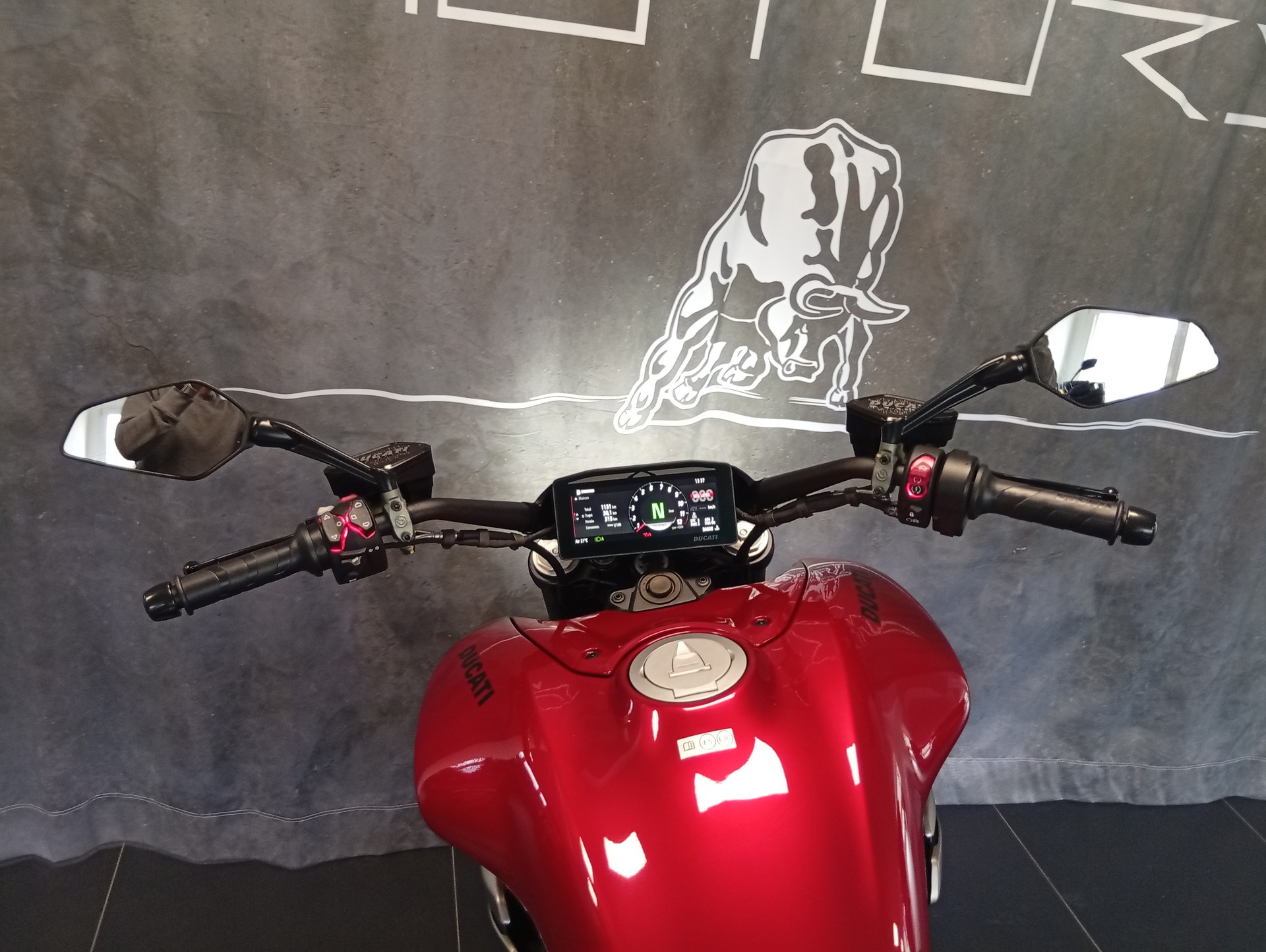 DUCATI X Diavel V4-image-5