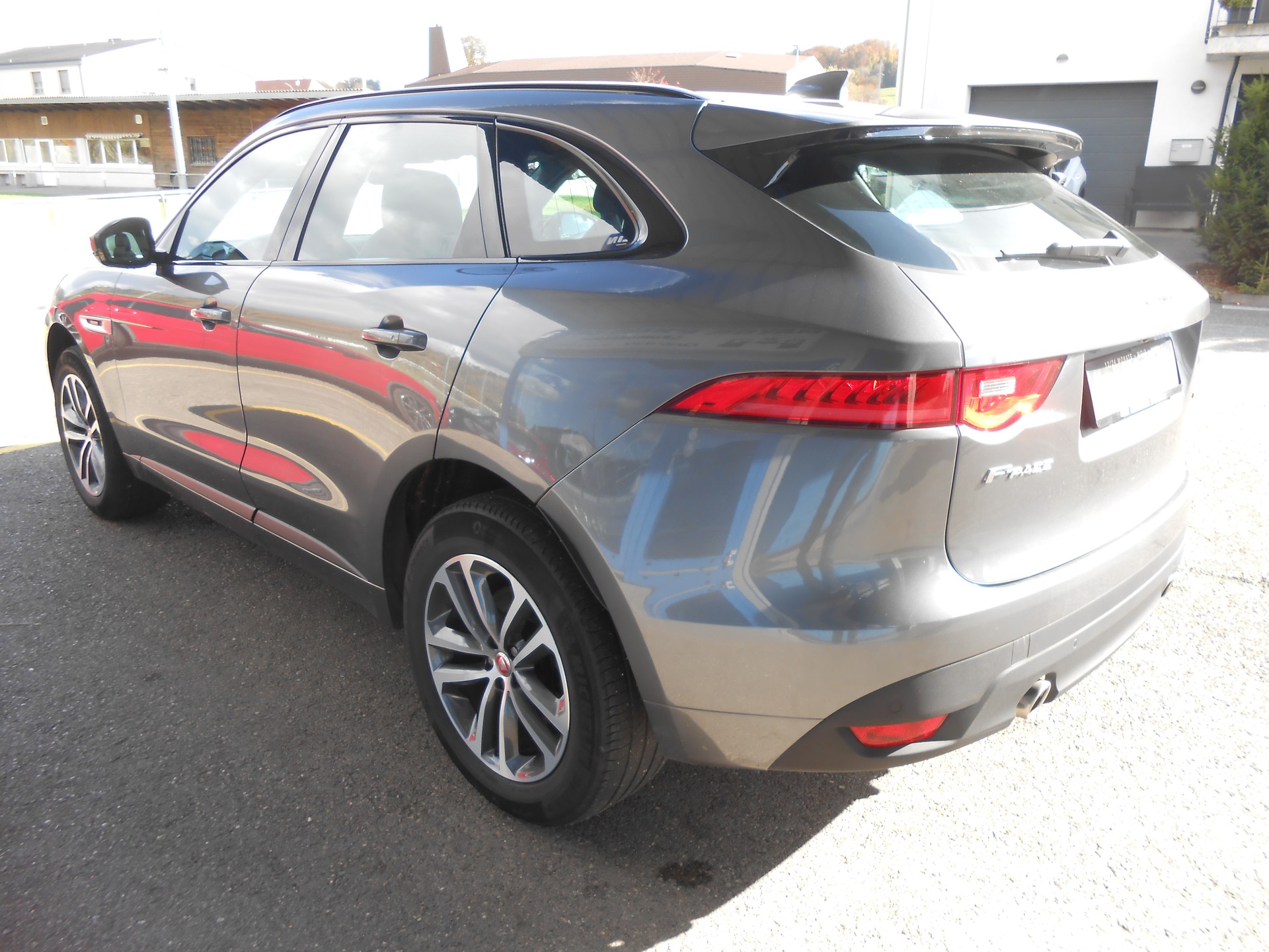 JAGUAR F-Pace 3.0 TD R-Sport AWD Automatik-image-6
