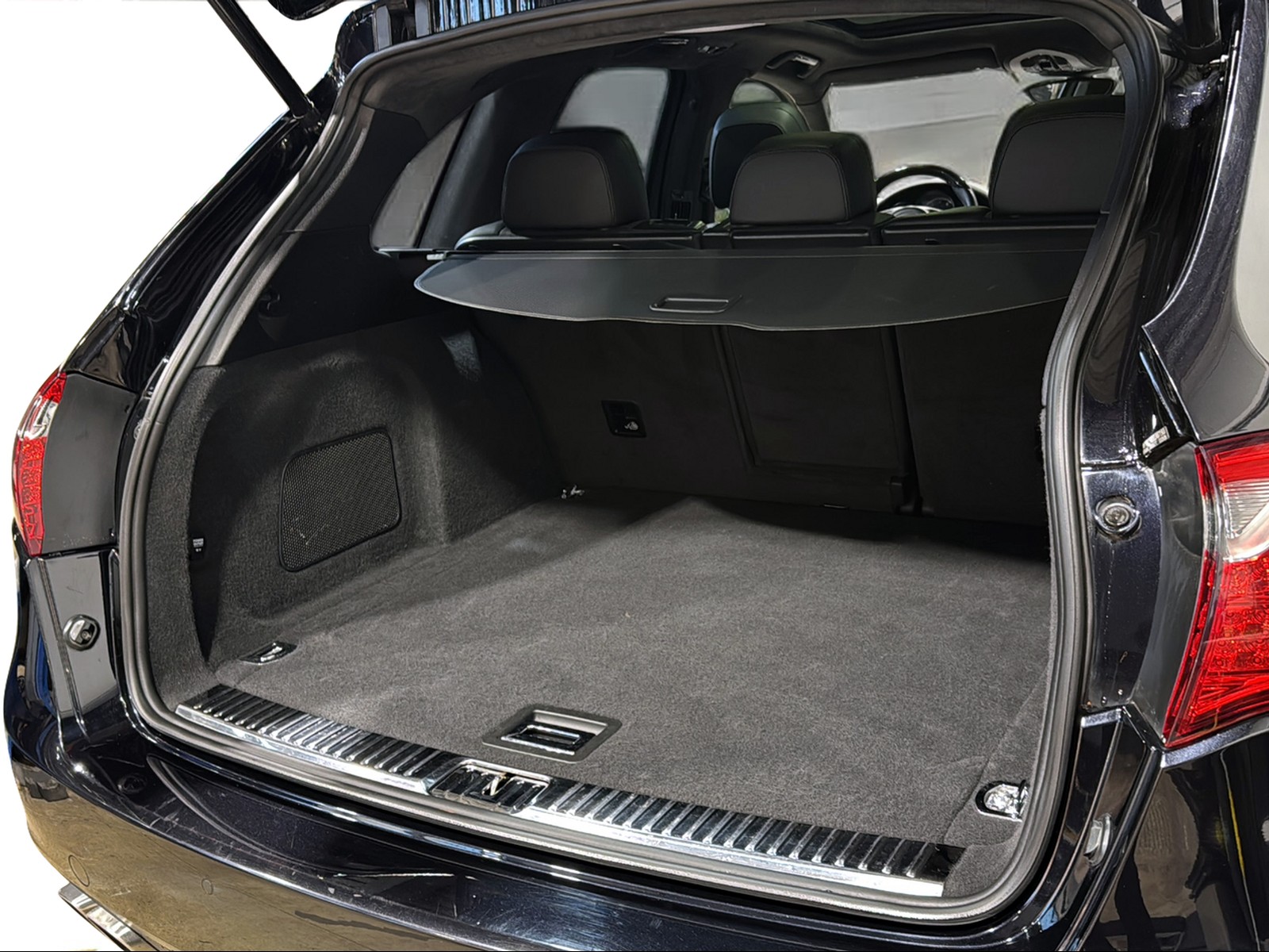 PORSCHE Cayenne Turbo S-image-7