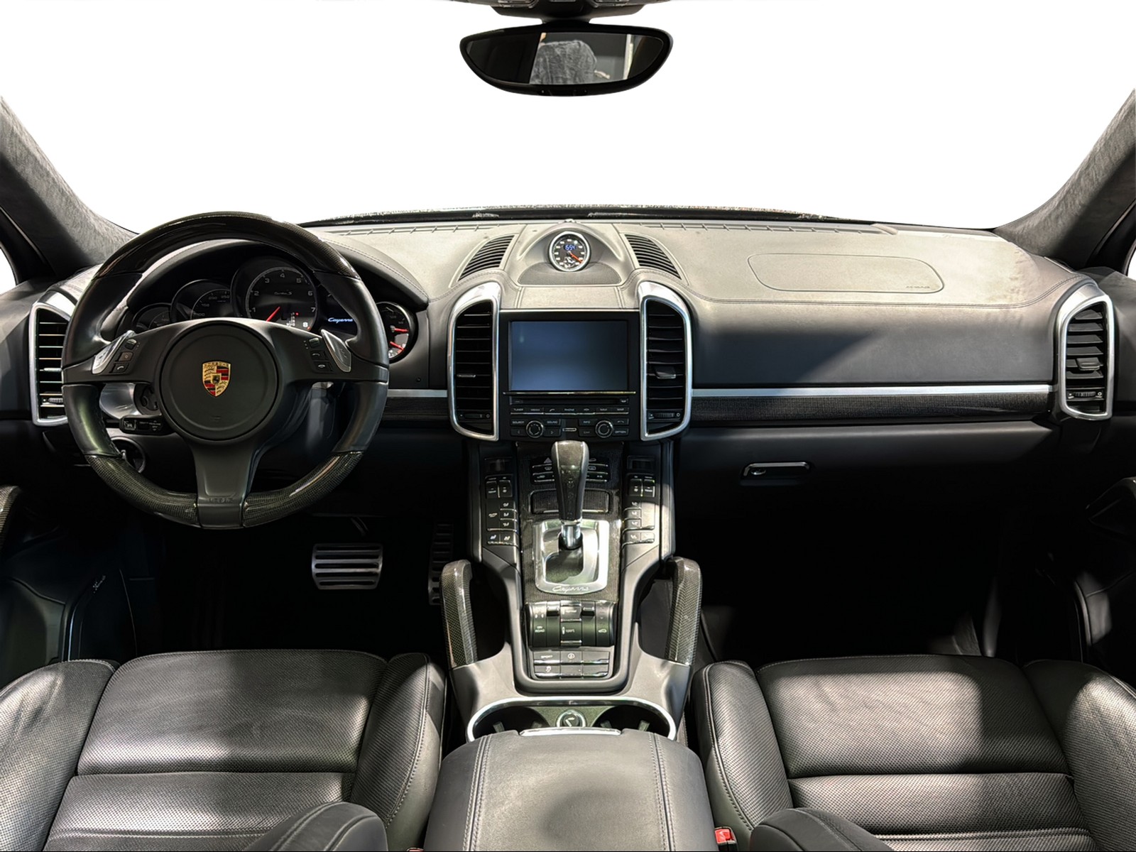 PORSCHE Cayenne Turbo S-image-11