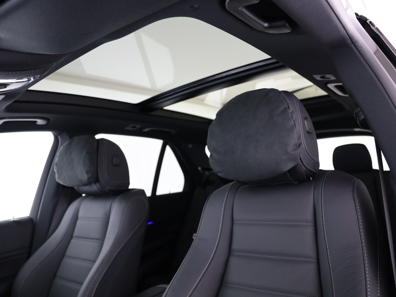 MERCEDES-BENZ GLE 300 d 4Matic 9G-Tronic-image-5