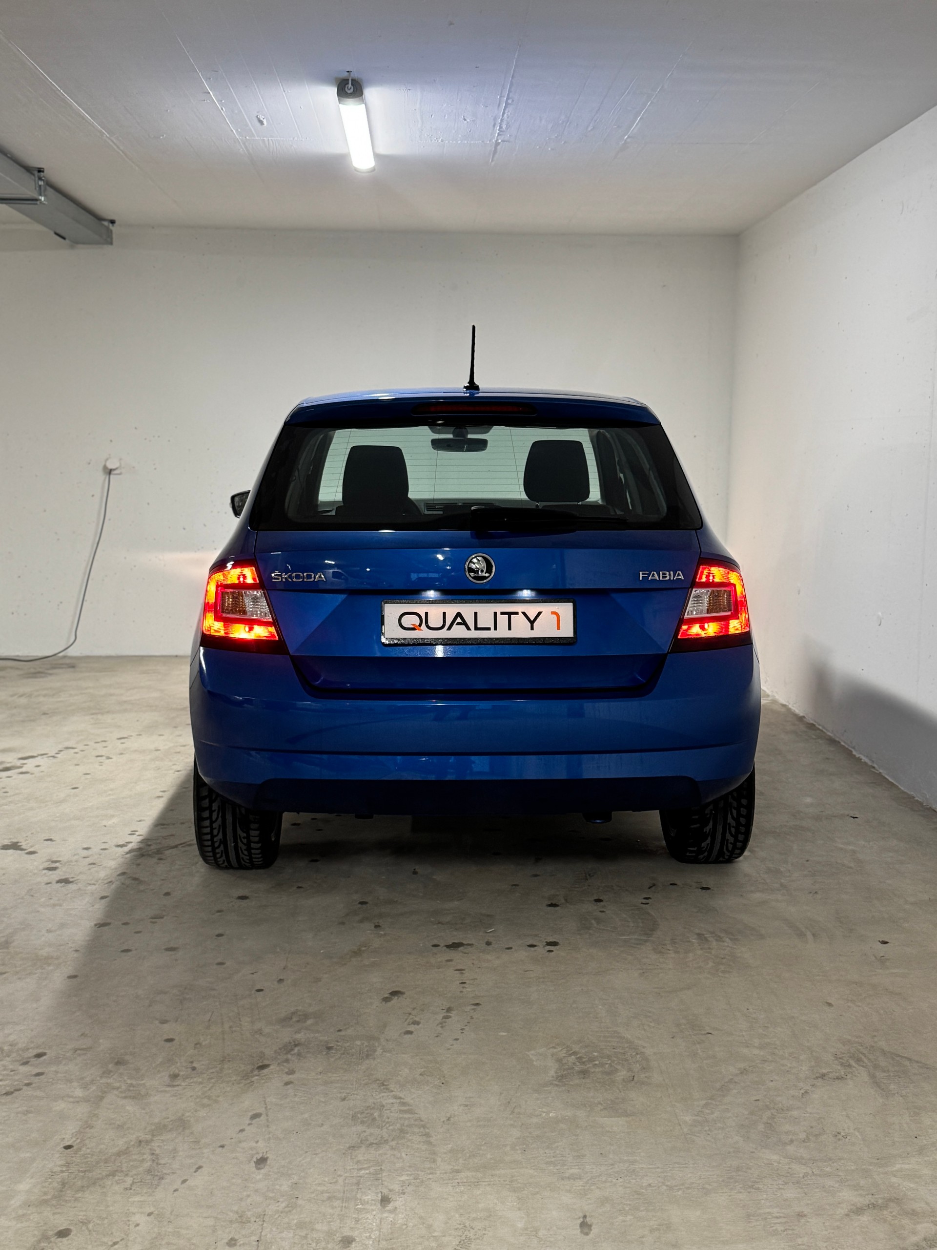 SKODA Fabia 1.2 TSI Ambition-image-4