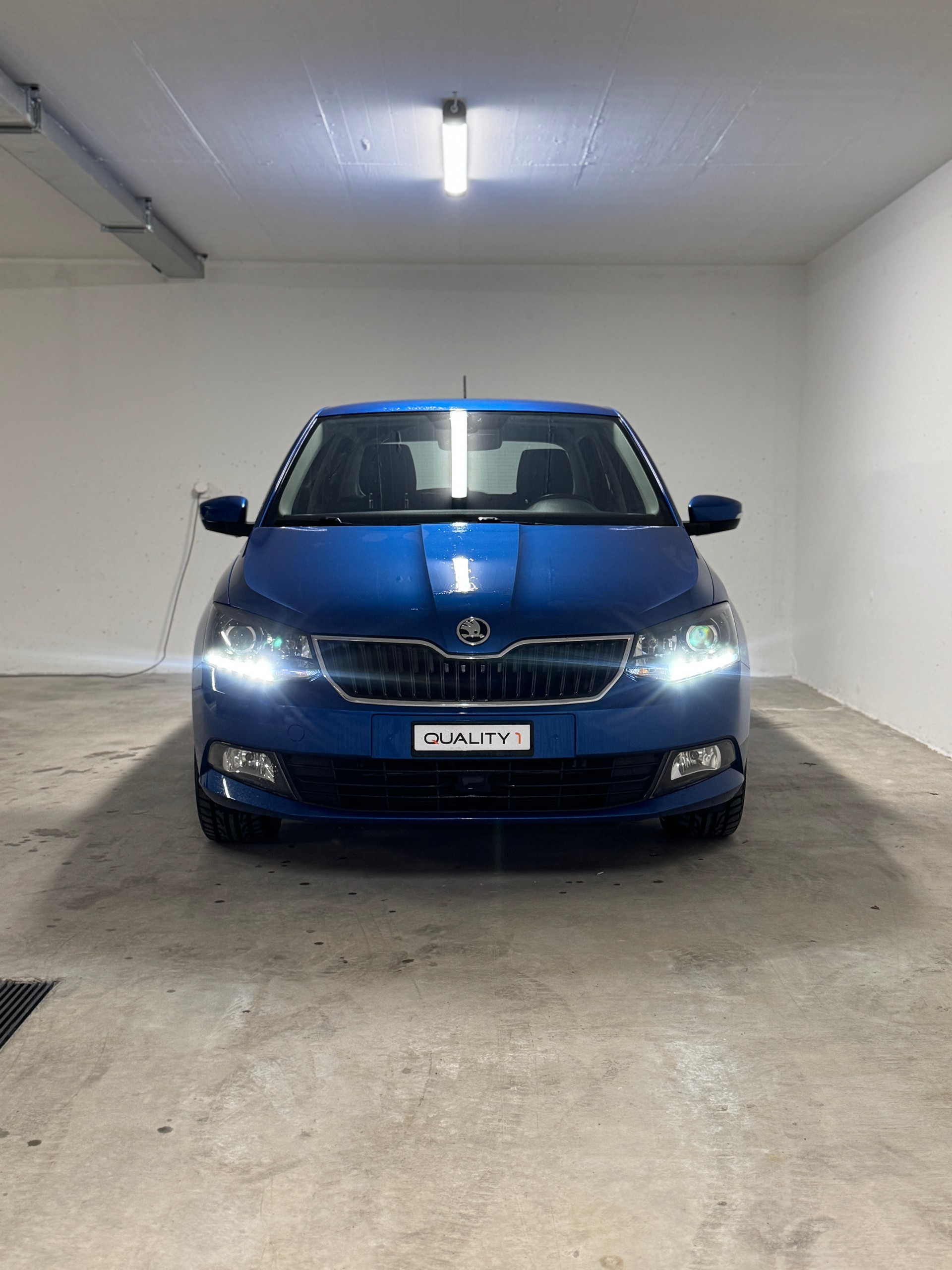 SKODA Fabia 1.2 TSI Ambition-image-1