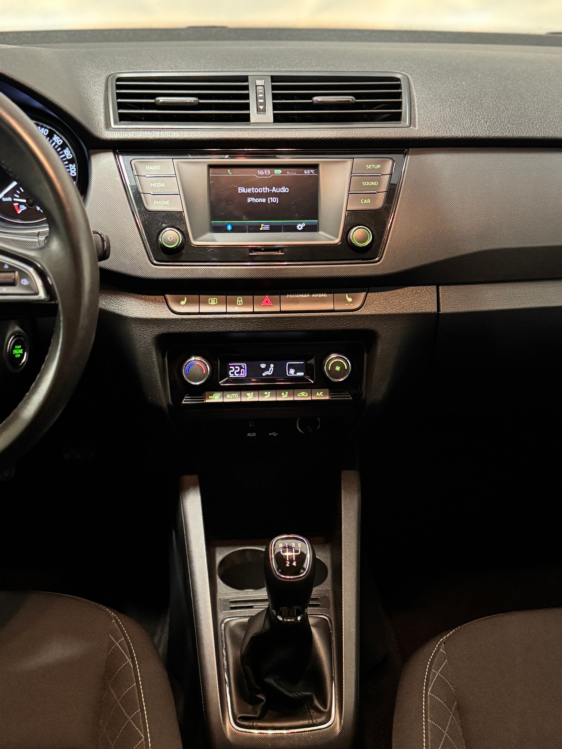 SKODA Fabia 1.2 TSI Ambition-image-11