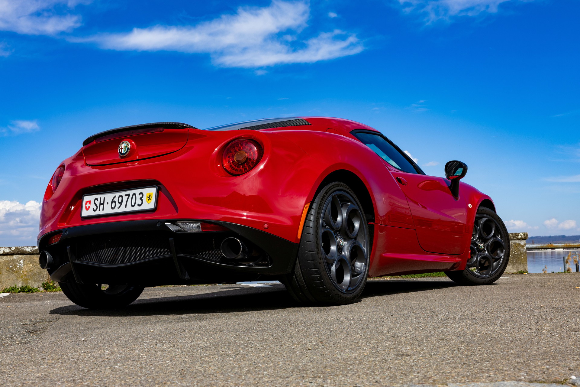 ALFA ROMEO 4C 1750 TBi TCT-image-1