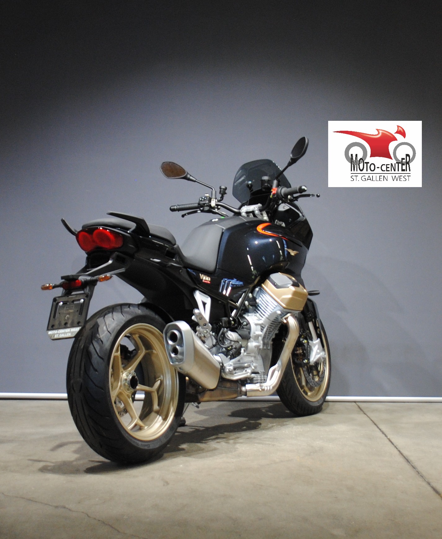 MOTO GUZZI V100 Mandello-image-4