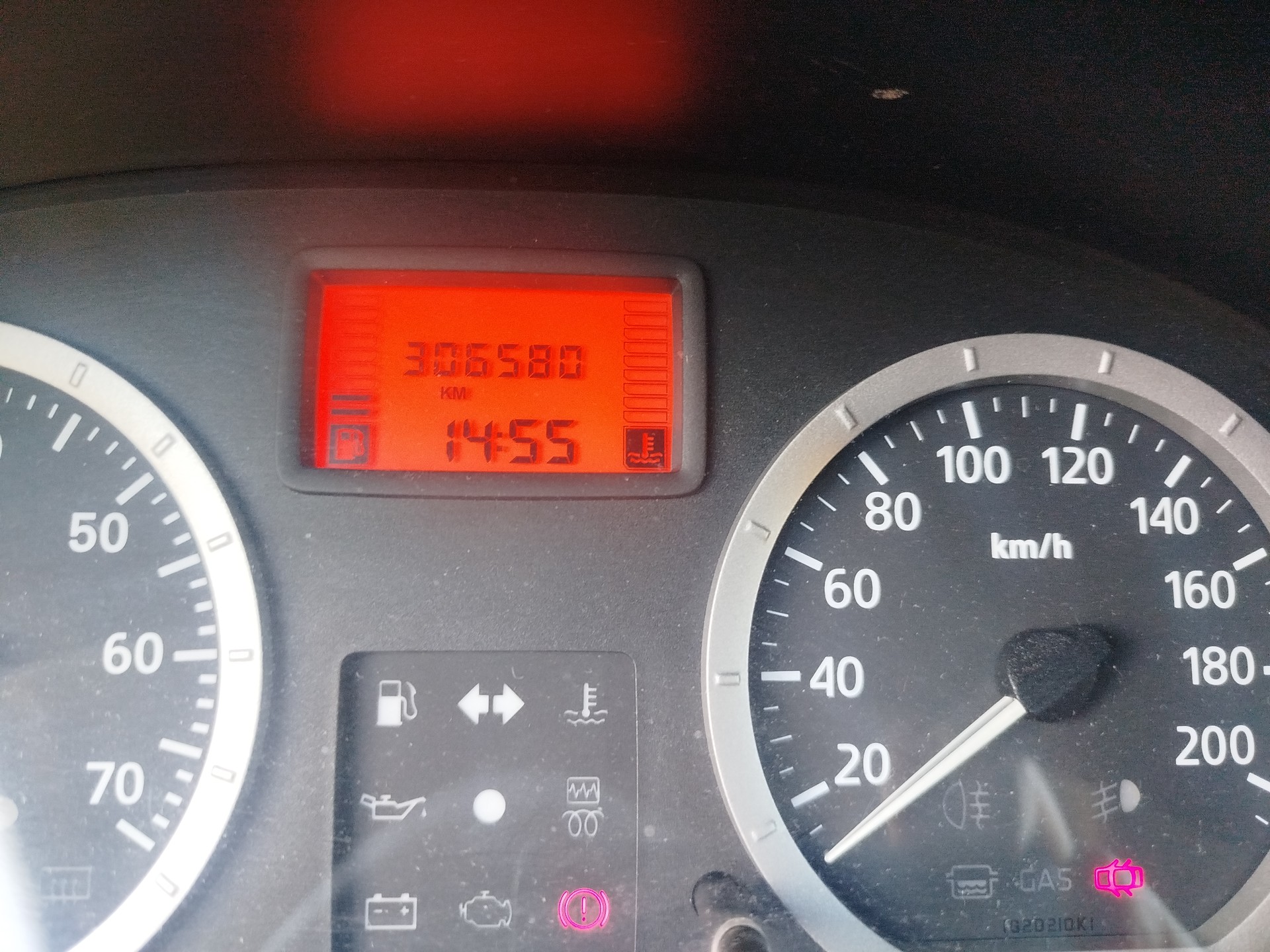 DACIA Logan 1.5 dCi Ambiance-image-13