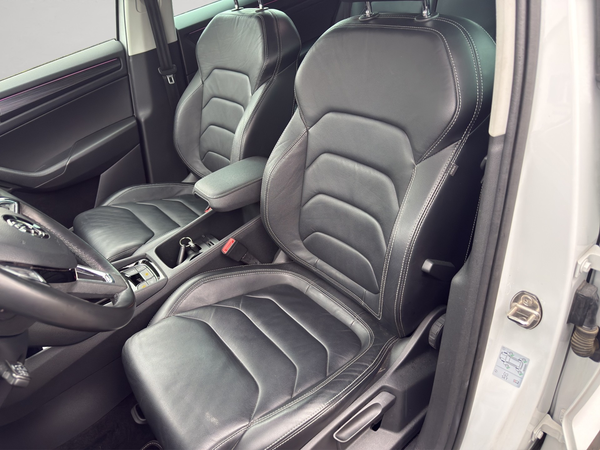 SKODA Kodiaq 2.0 TDI CR Ambition 4x4 DSG-image-8